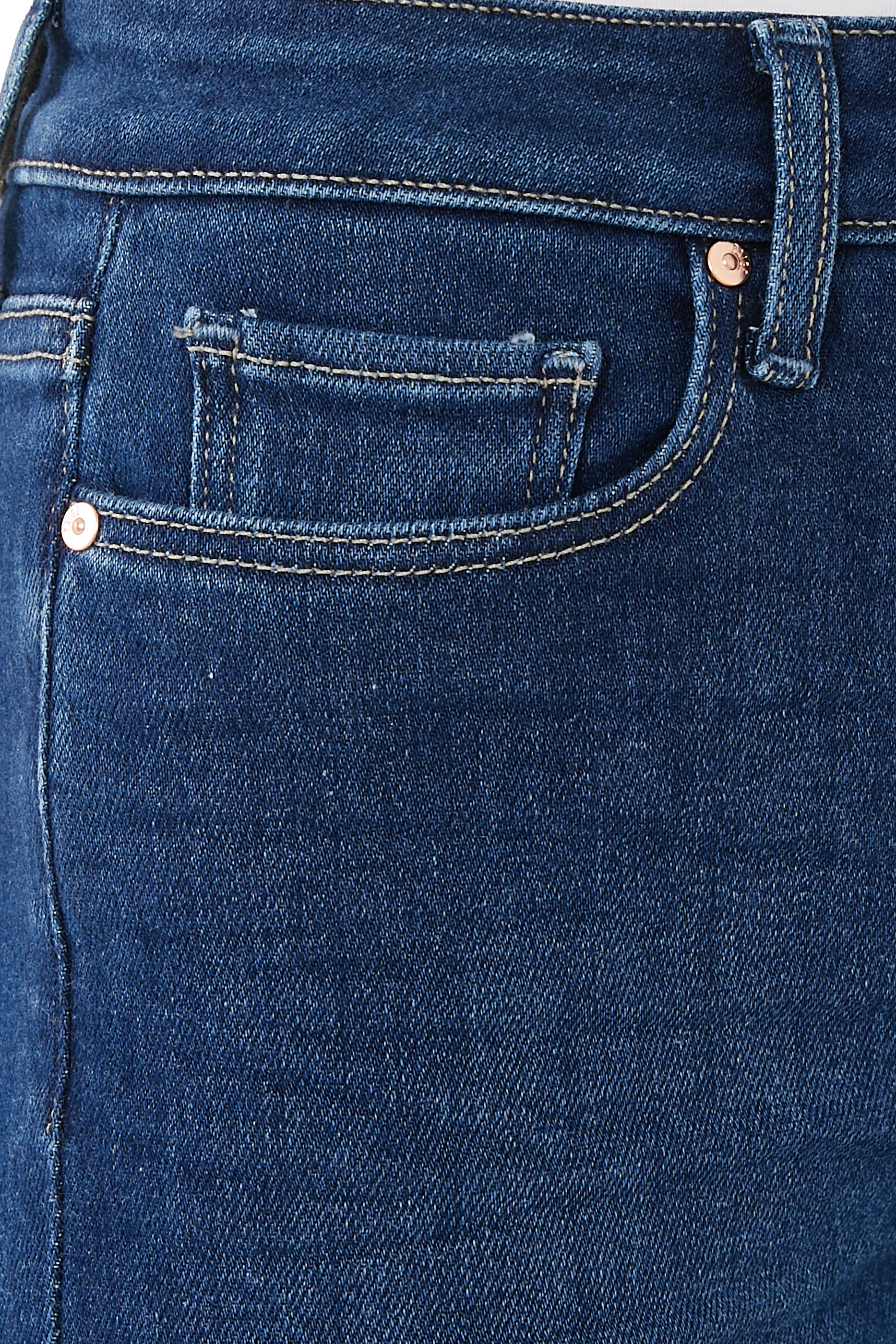 Genevieve 32" Timeless Jeans