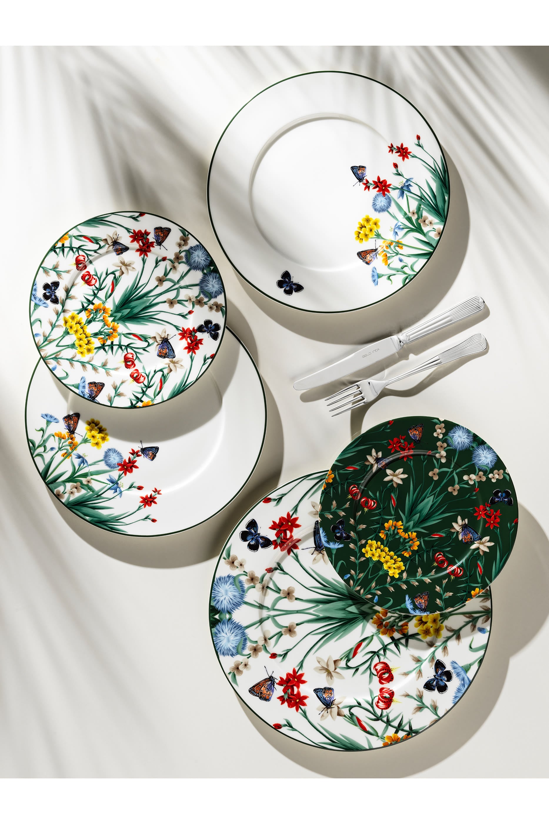 Jardin De Papillons Dessert/Salad Plate 