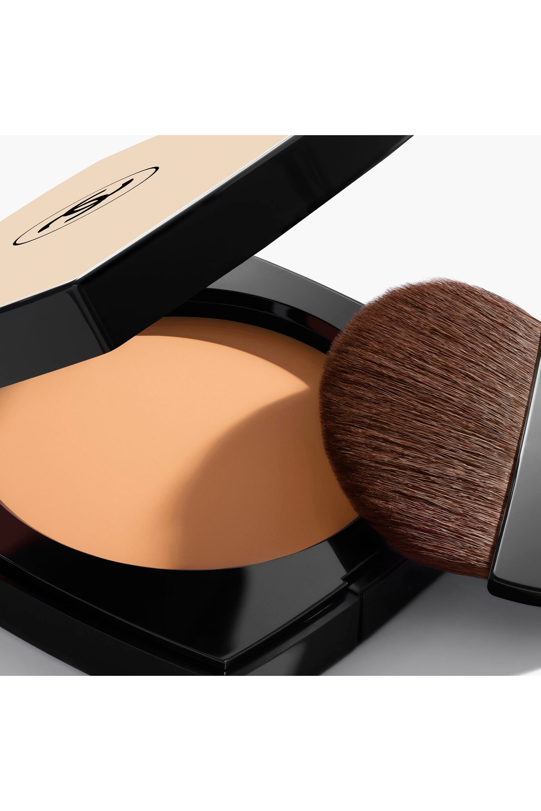 Les Beiges Healthy Glow Sheer Powder