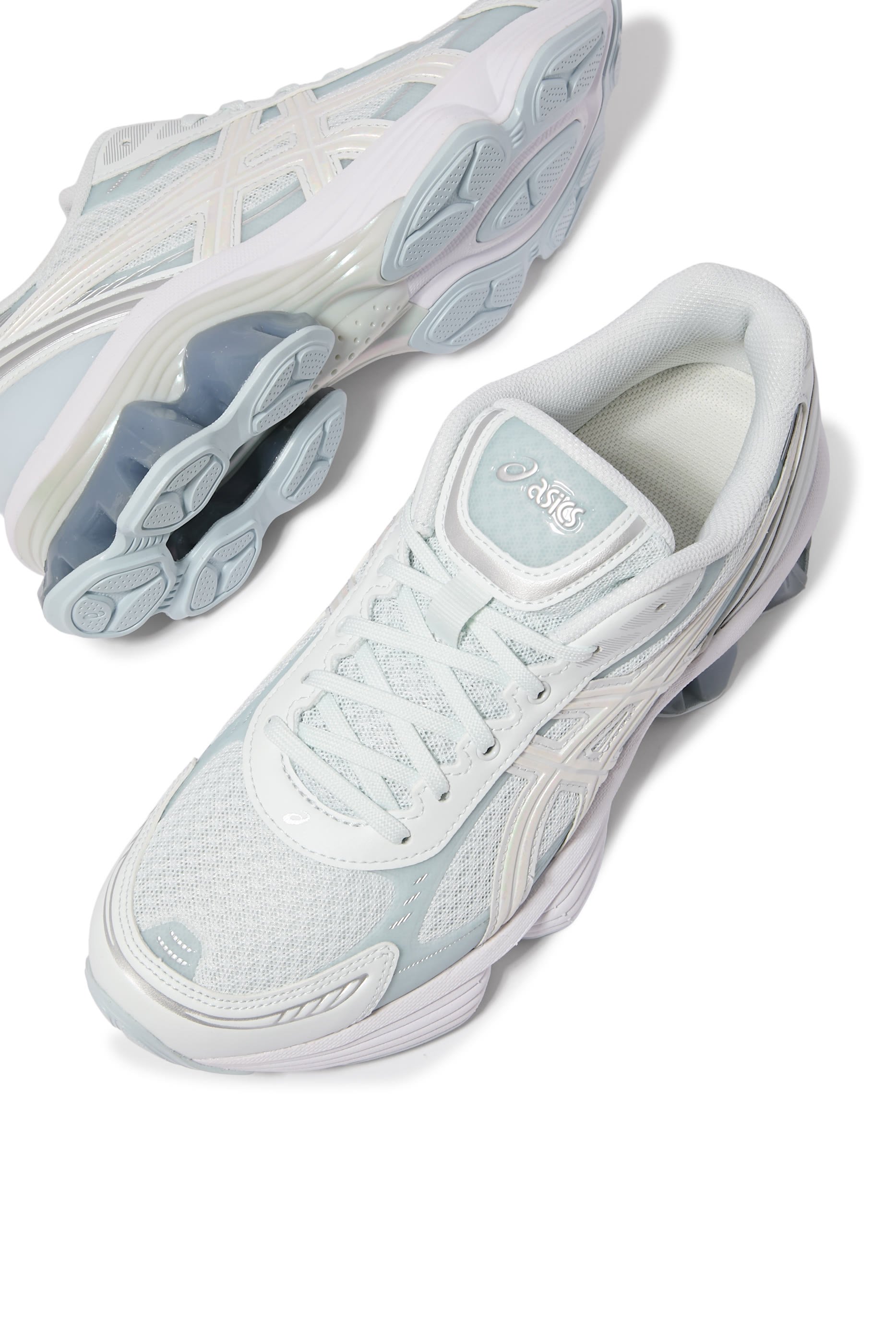 Gel-Kinetic Fluent Low Top Sneakers