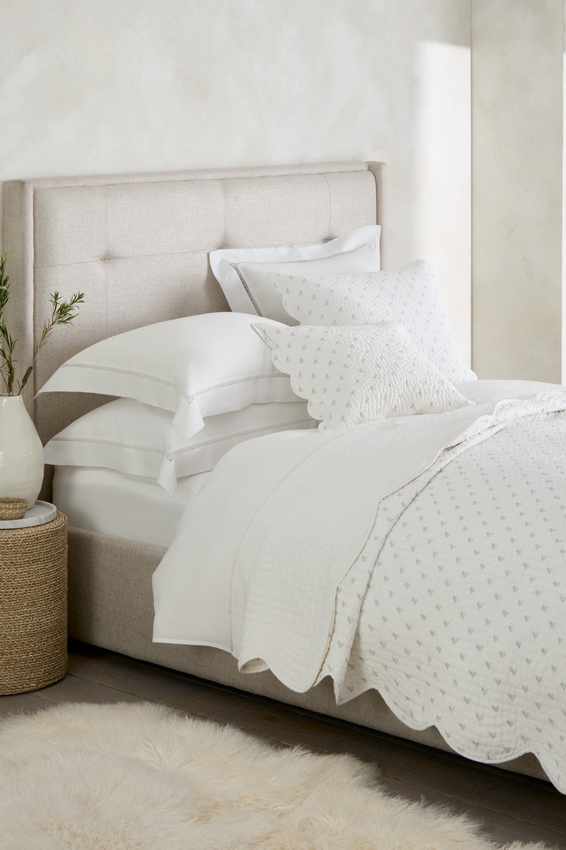 Milfield Scallop Edge Quilt 