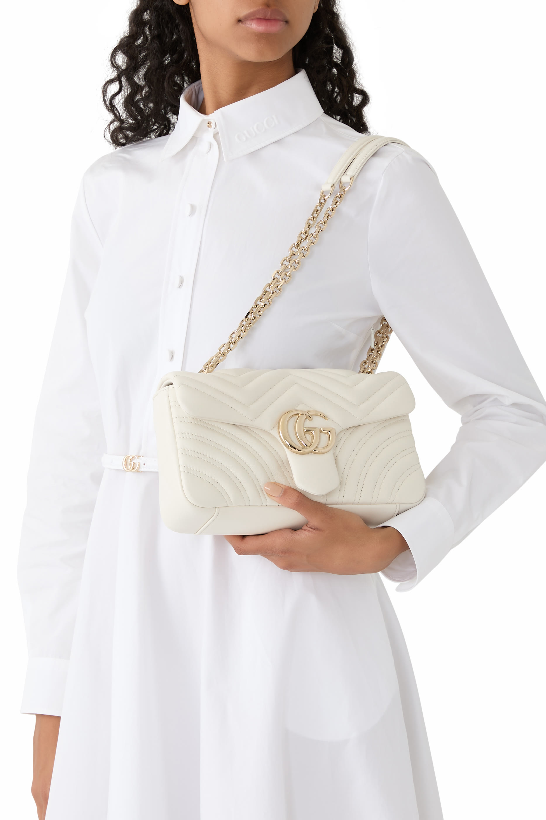 GG Marmont Medium Shoulder Bag