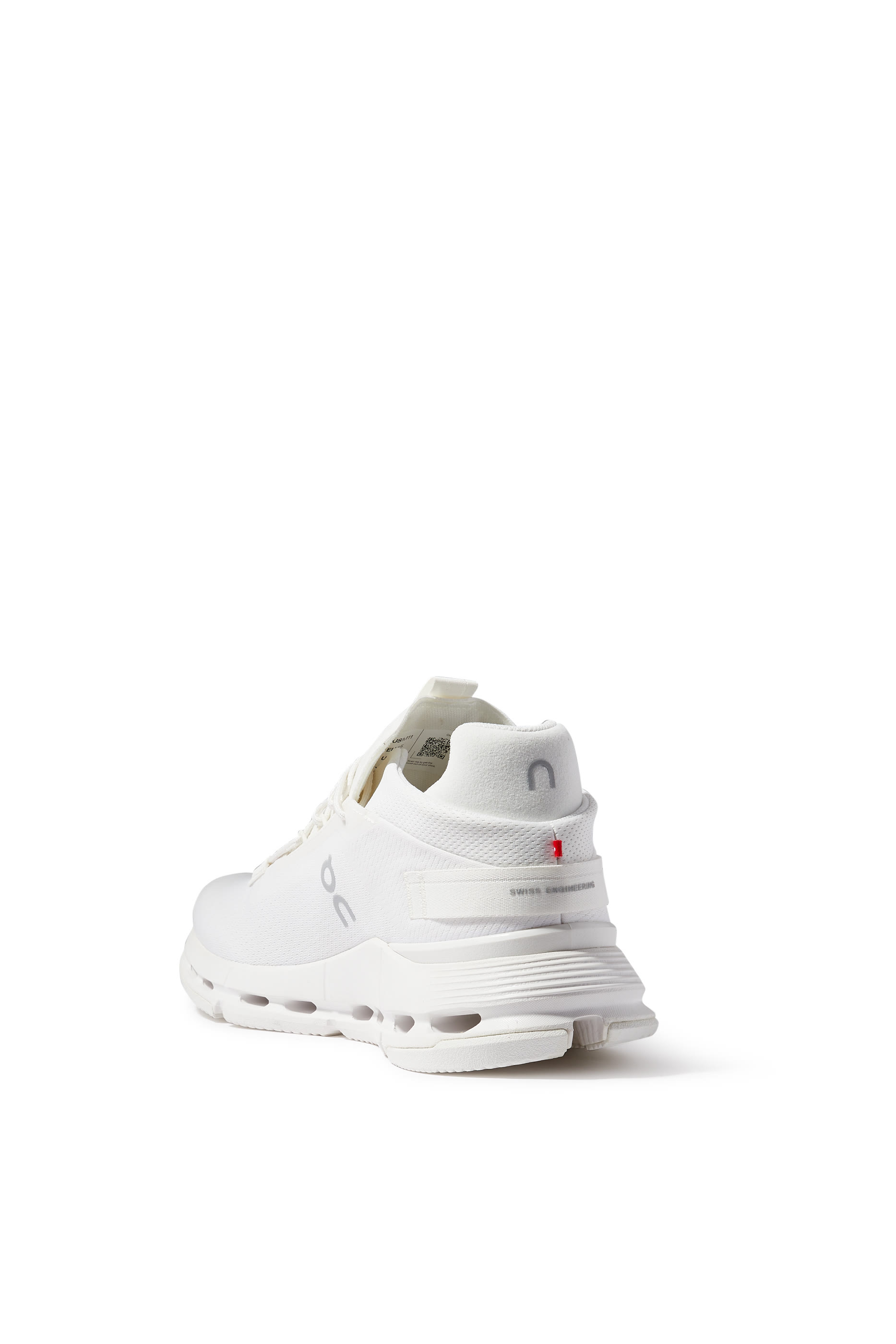 Mens Cloudnova 2 Sneakers