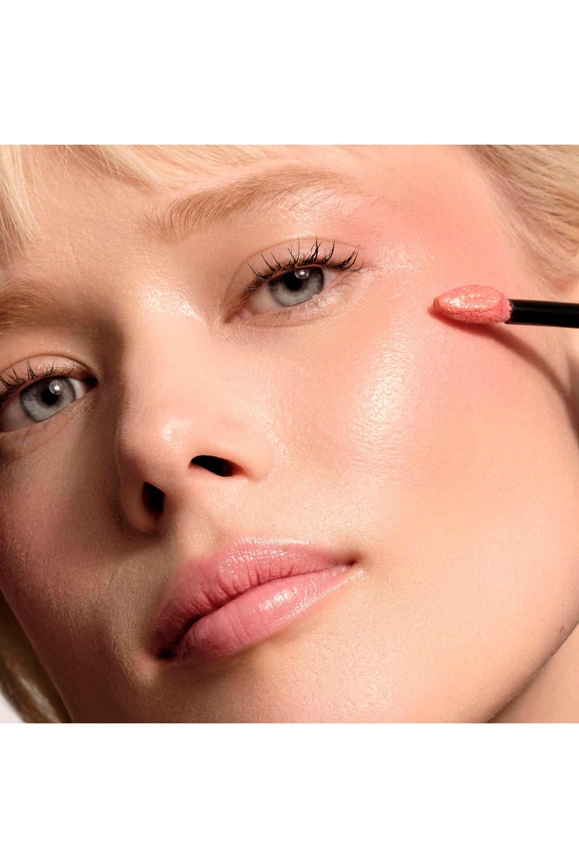 Luminous Silk Cheek Tint Shine Liquid Blush