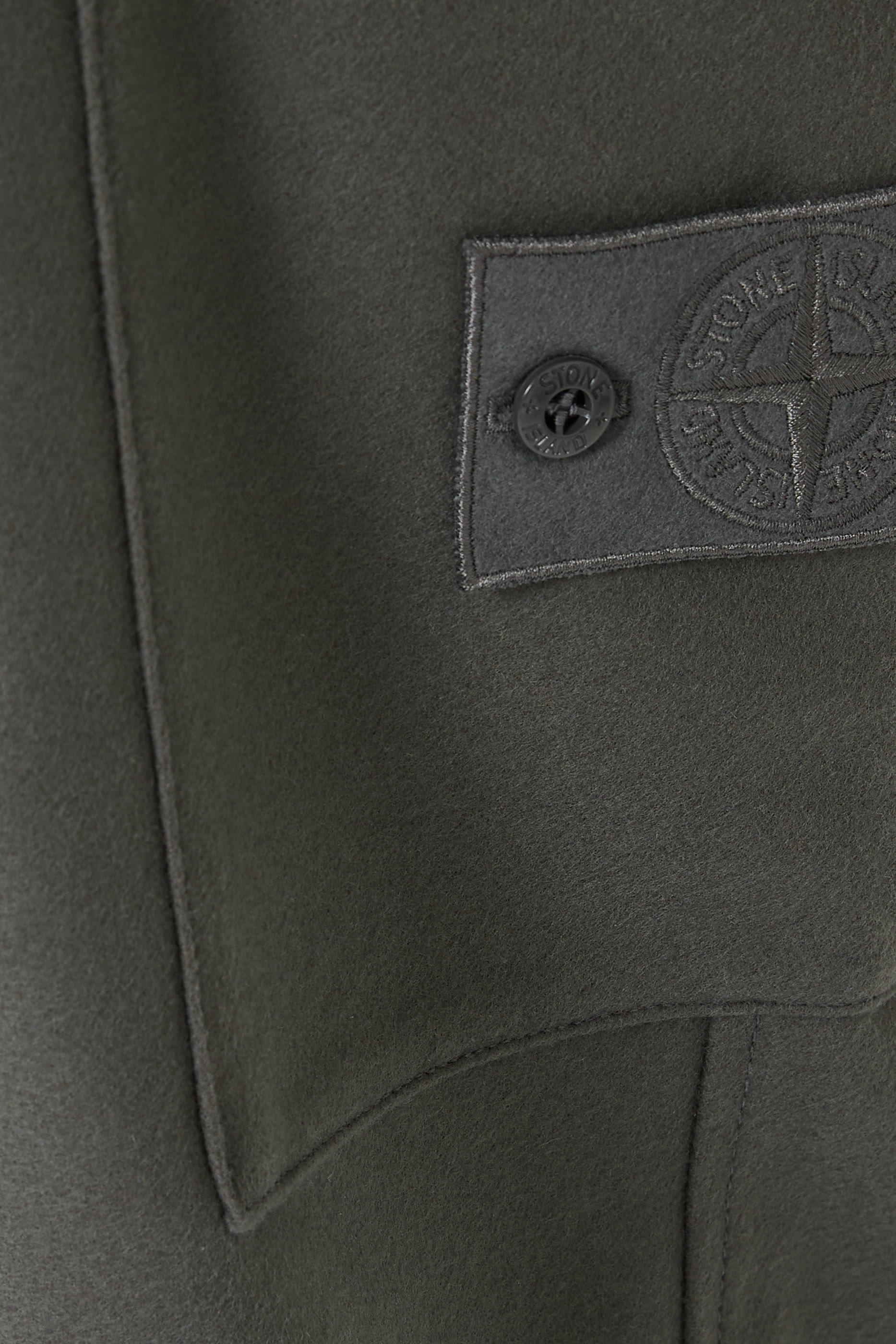 Loose-Fit Cargo Trousers