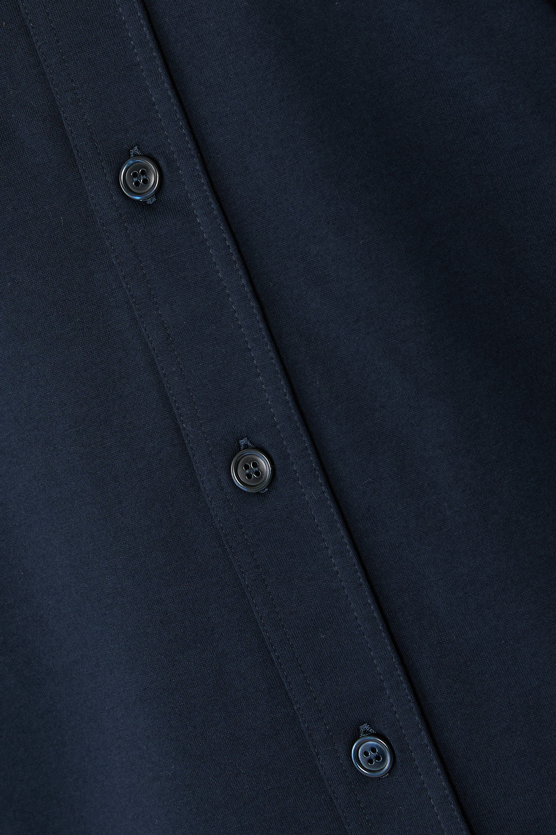 Button-Up Long Sleeves Shirt