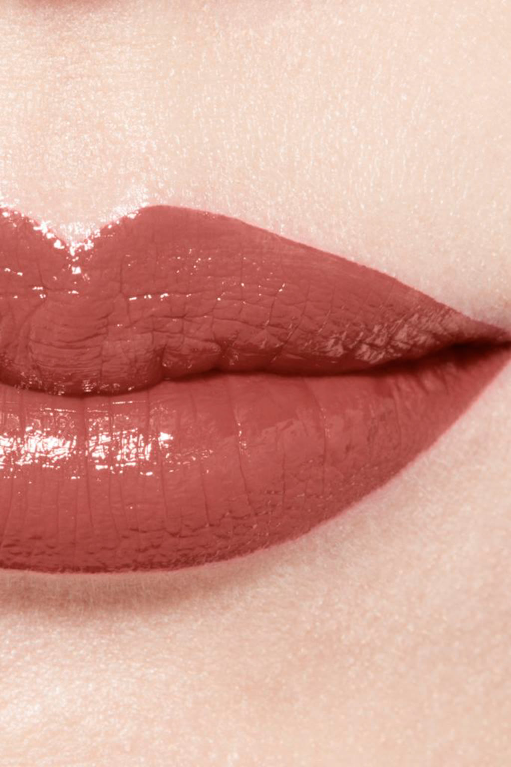 ROUGE COCO BLOOM Hydrating And Plumping Lipstick. Intense, Long-Lasting Colour And Shine