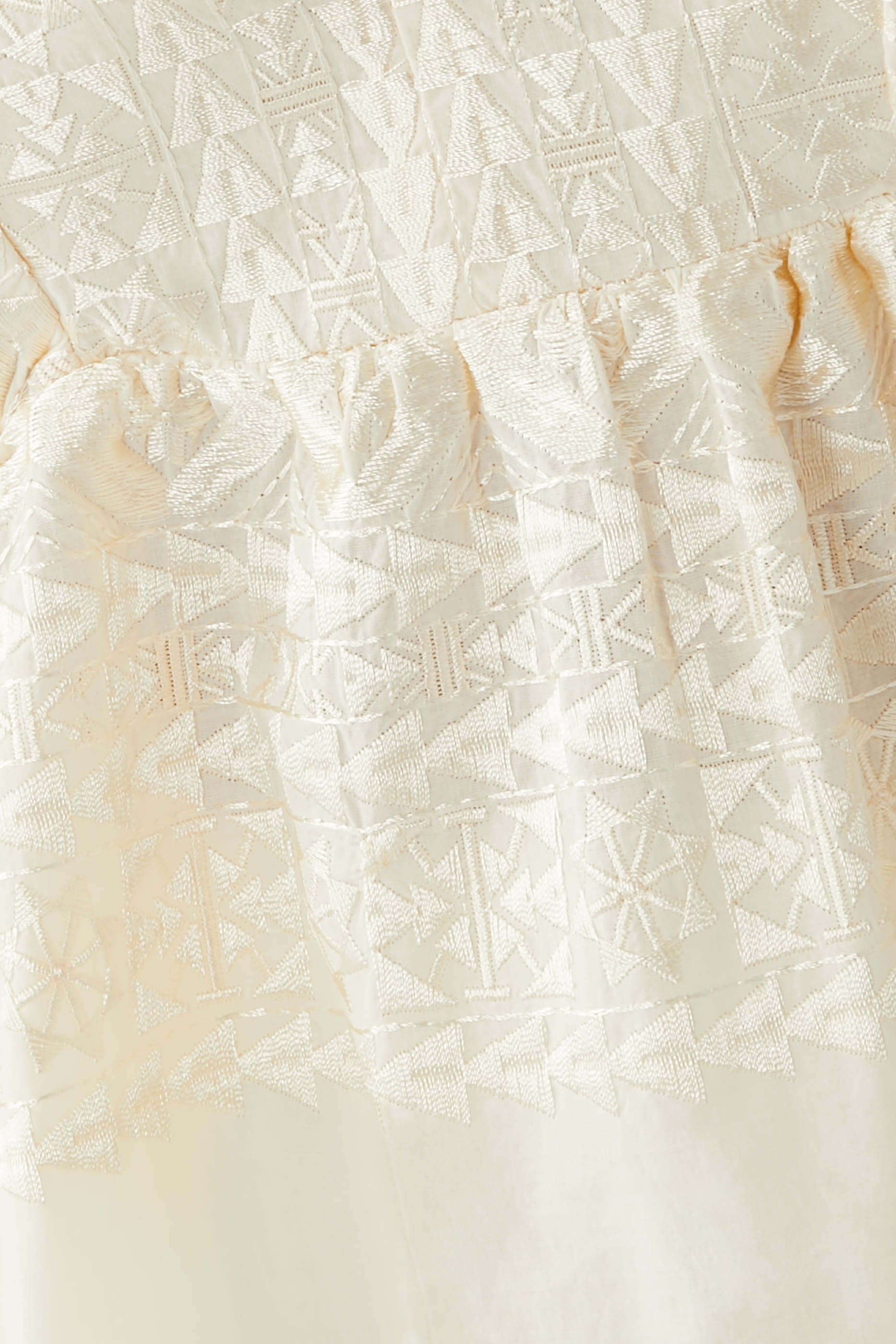 Embroidered Baloon Sleeve Top