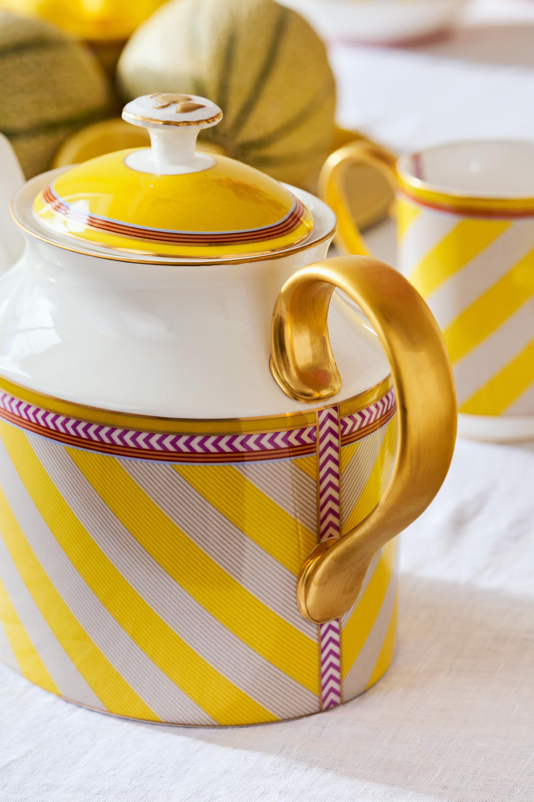Chique Stripes Large Tea Pot