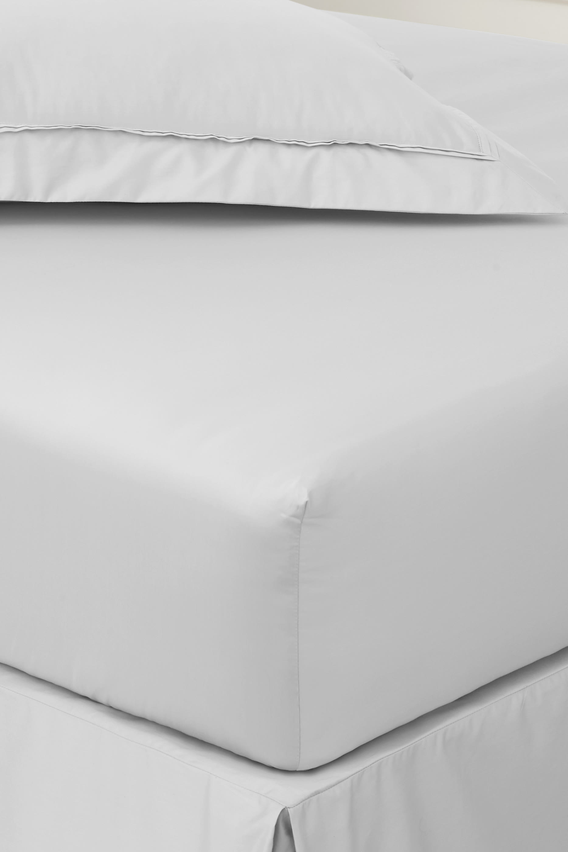 500 Thread Fitted Sheet