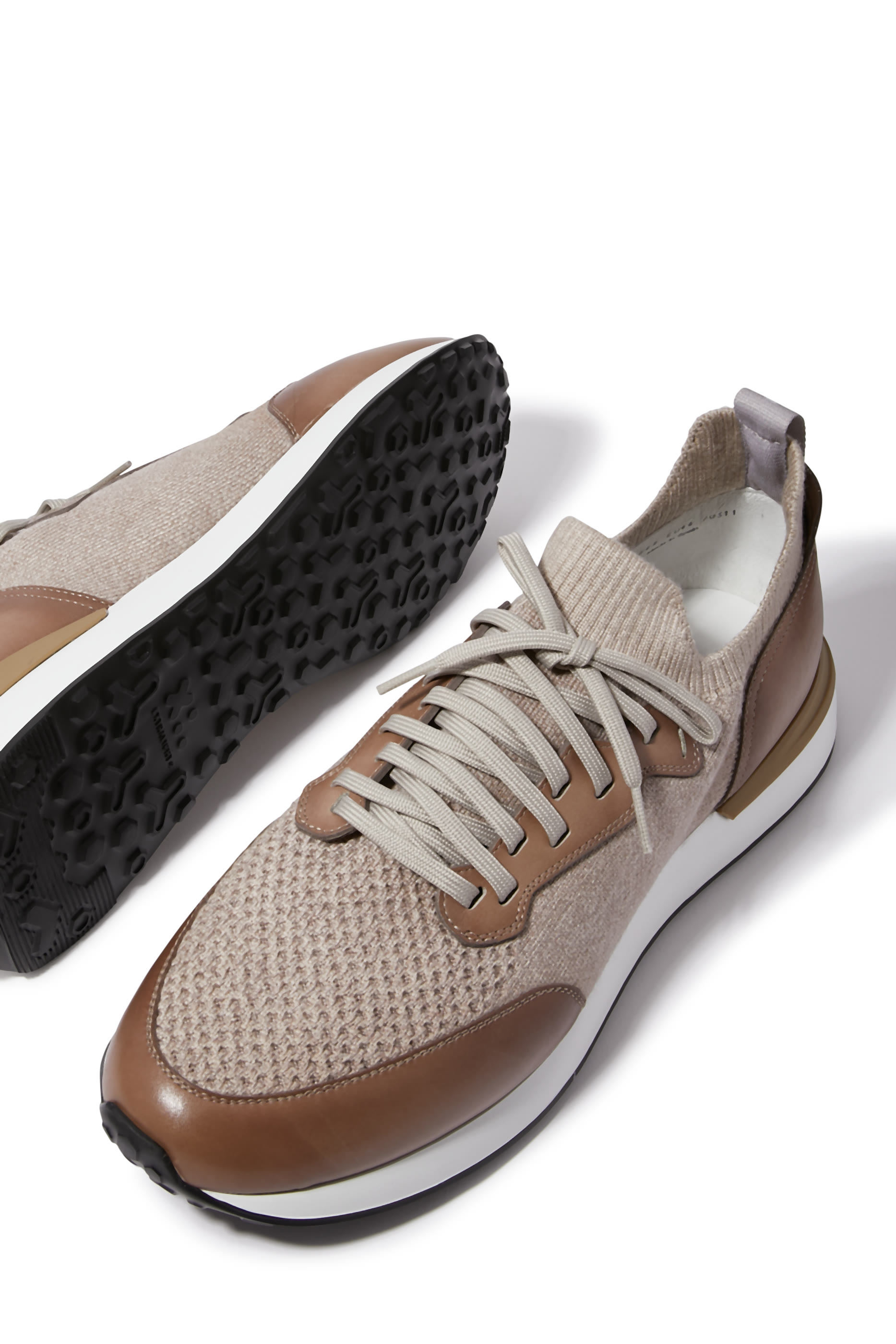 Stratus Knitted Sneakers