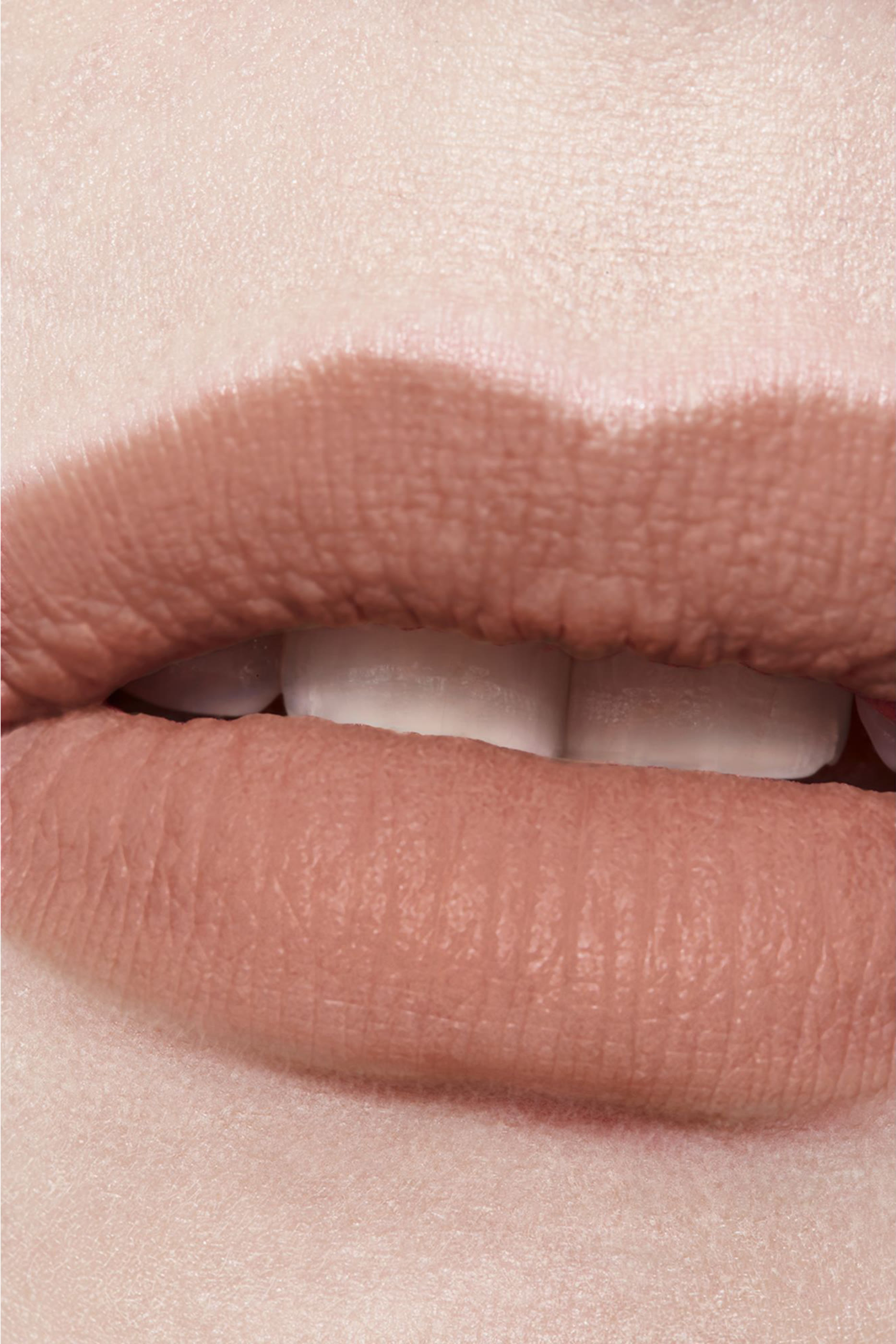 Chanel Rouge Allure Liquid Velvet Ultrawear Intense Matte Liquid Lip Colour