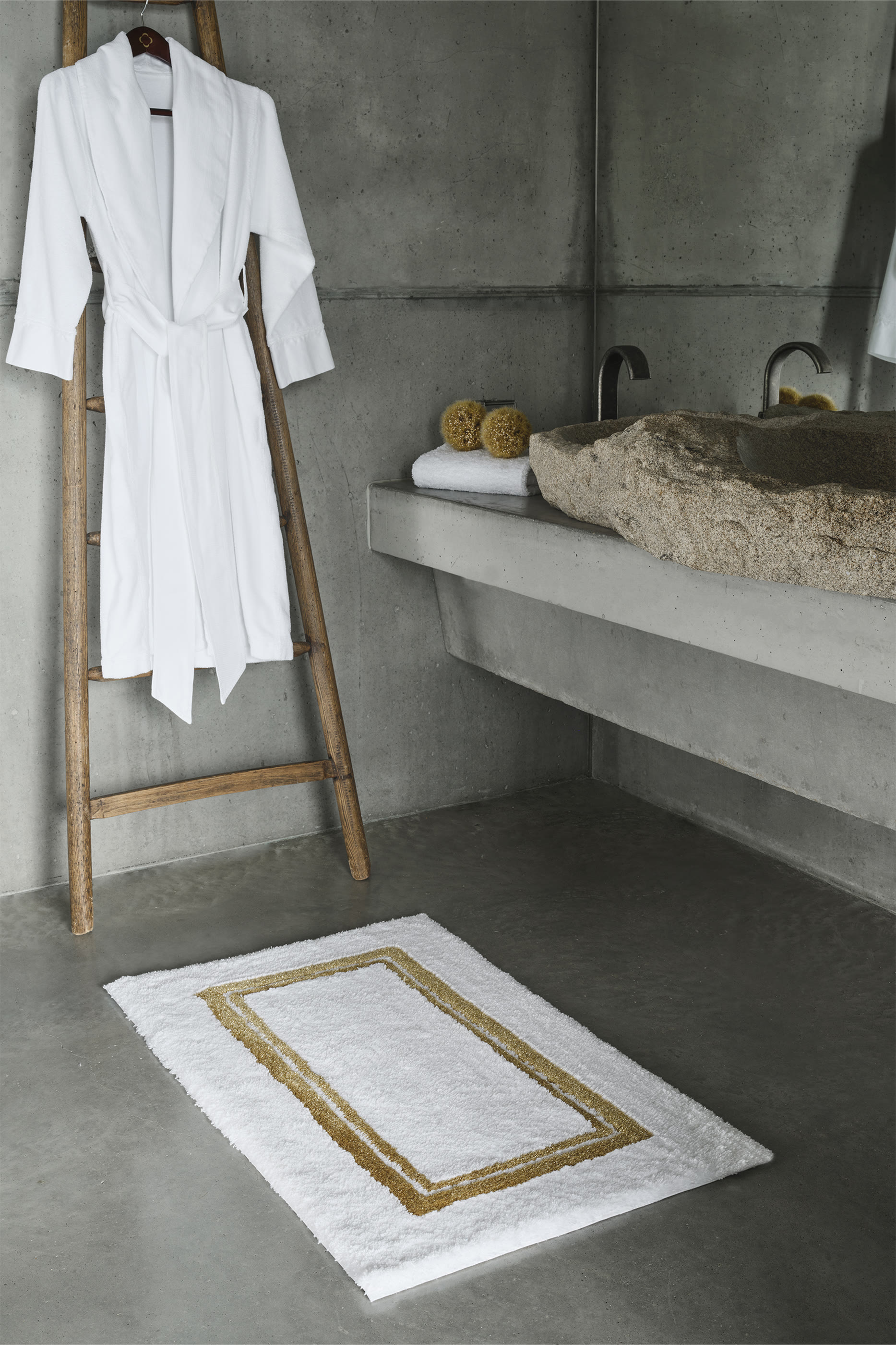 Kado Bath Mat