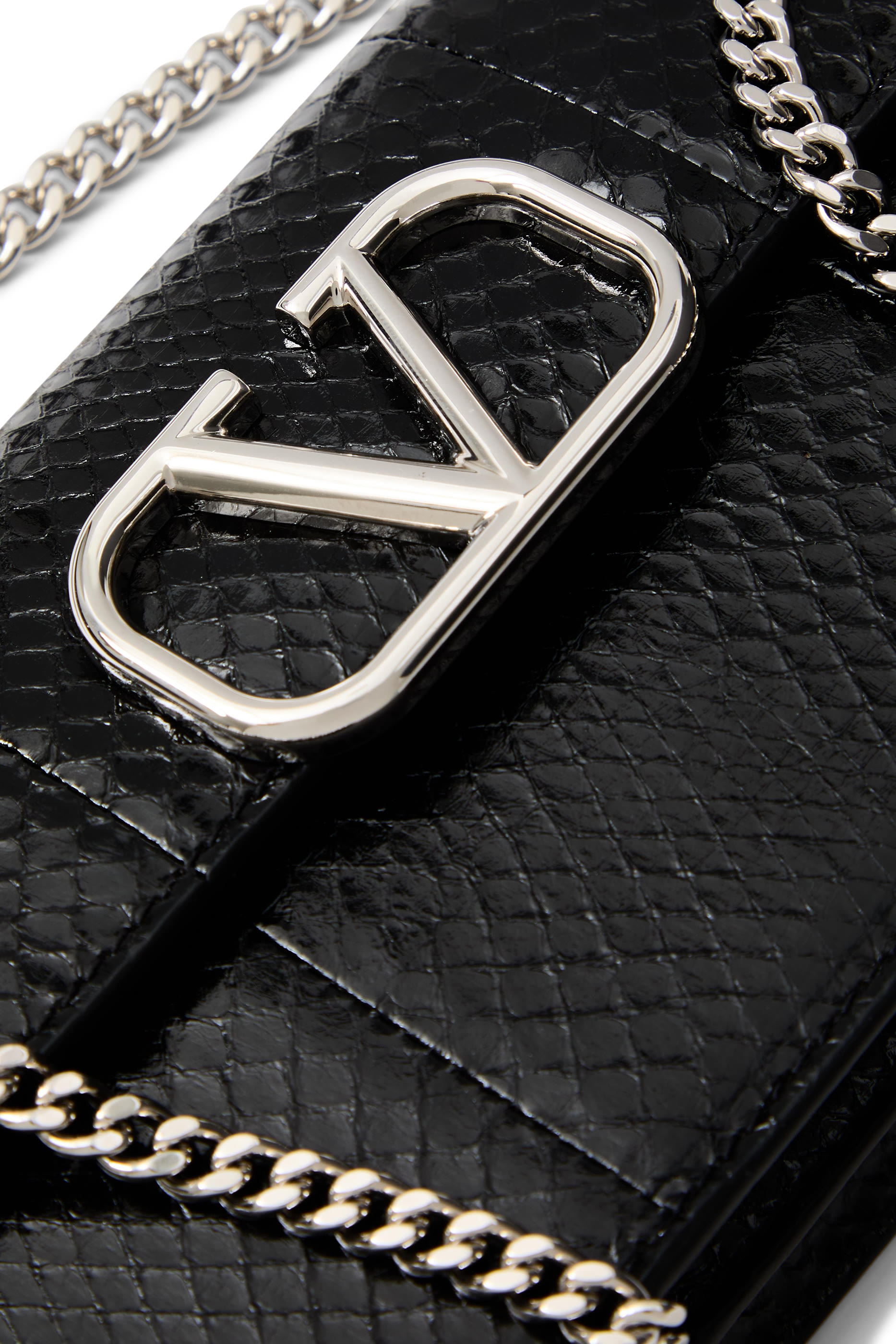Vlogo Signature Ayers Leather Wallet