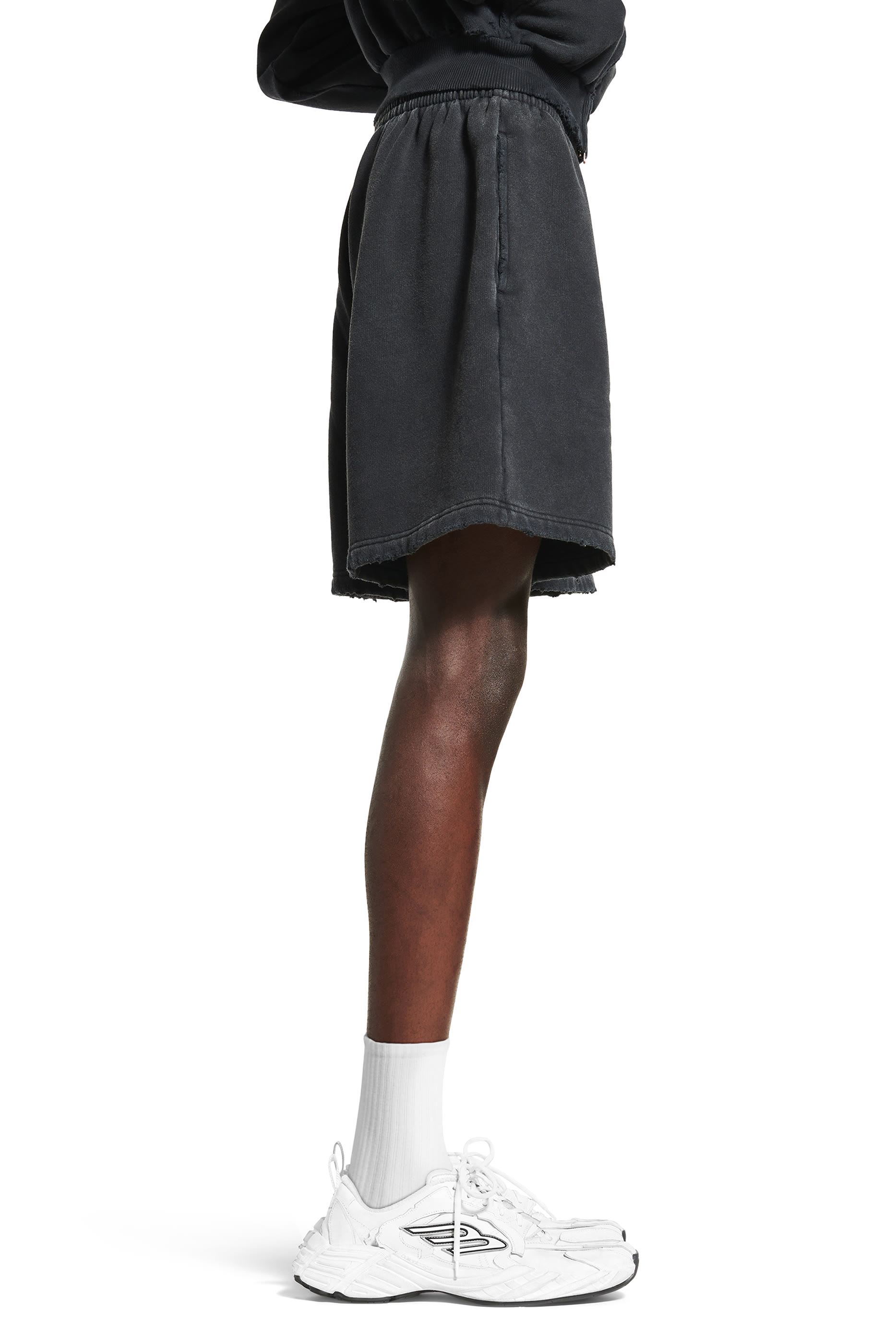 Monday Low Top Sneakers