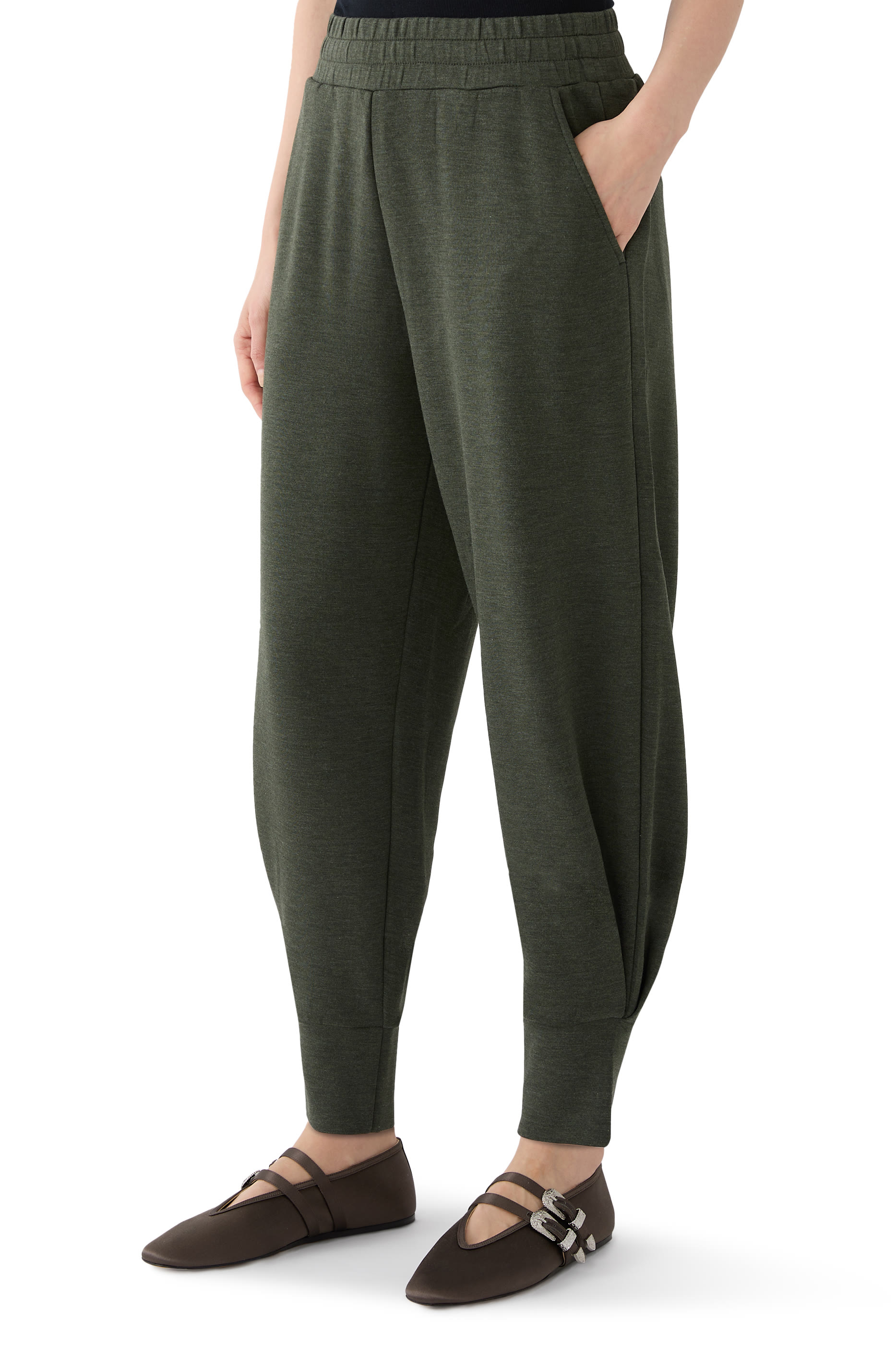 The Relaxed Pants 25