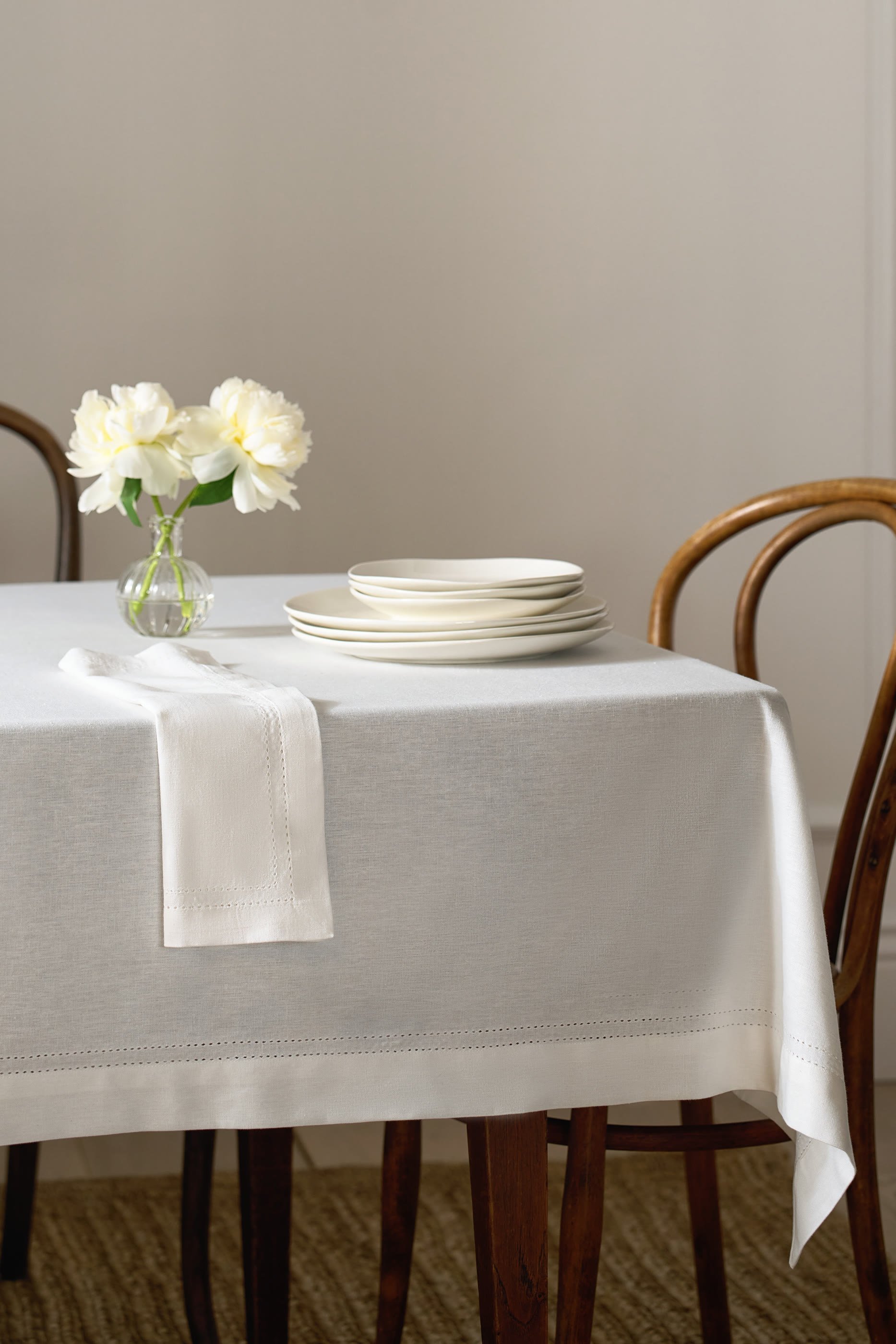 Picot Stitch Tablecloth