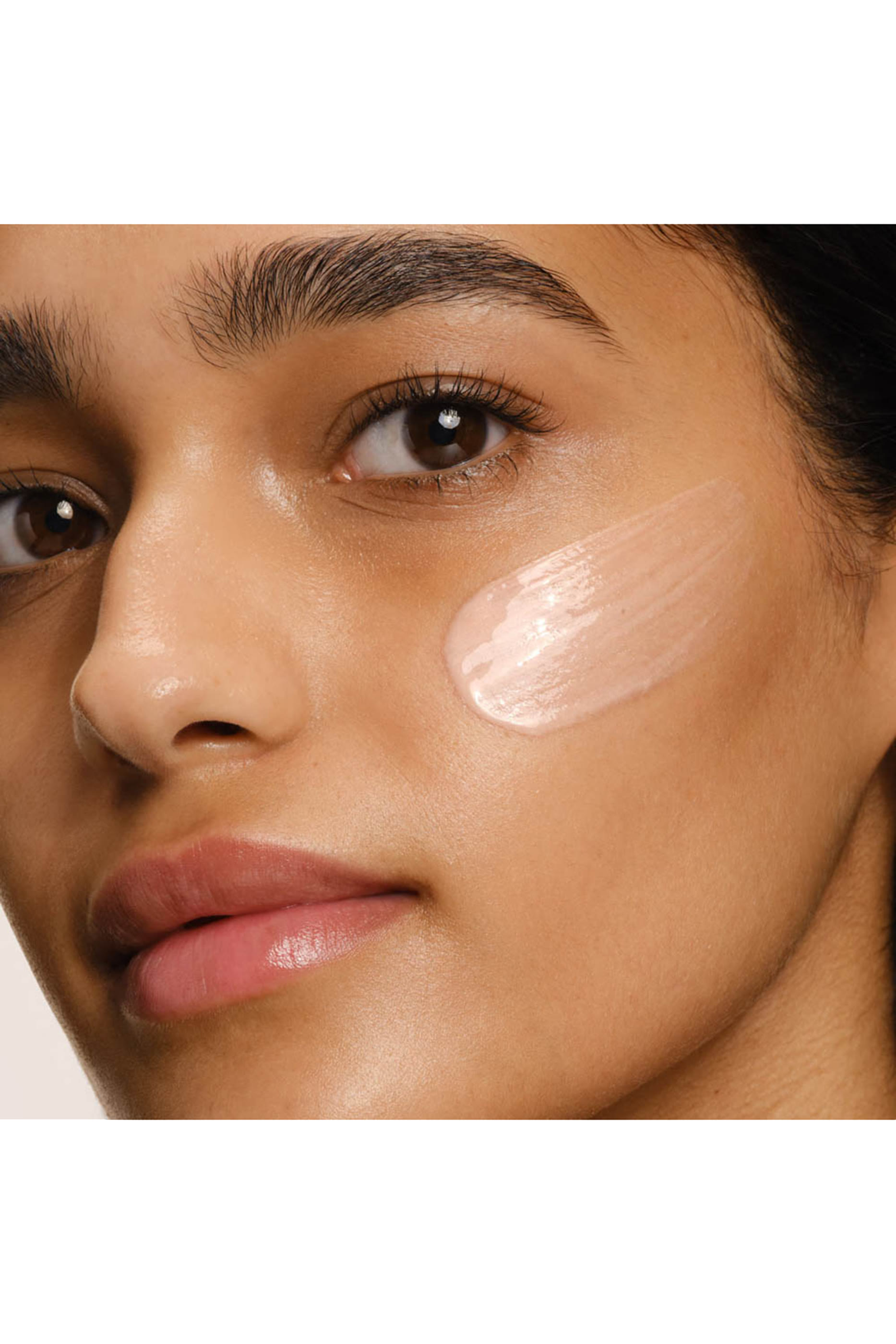 Luminous Silk Illuminating Primer