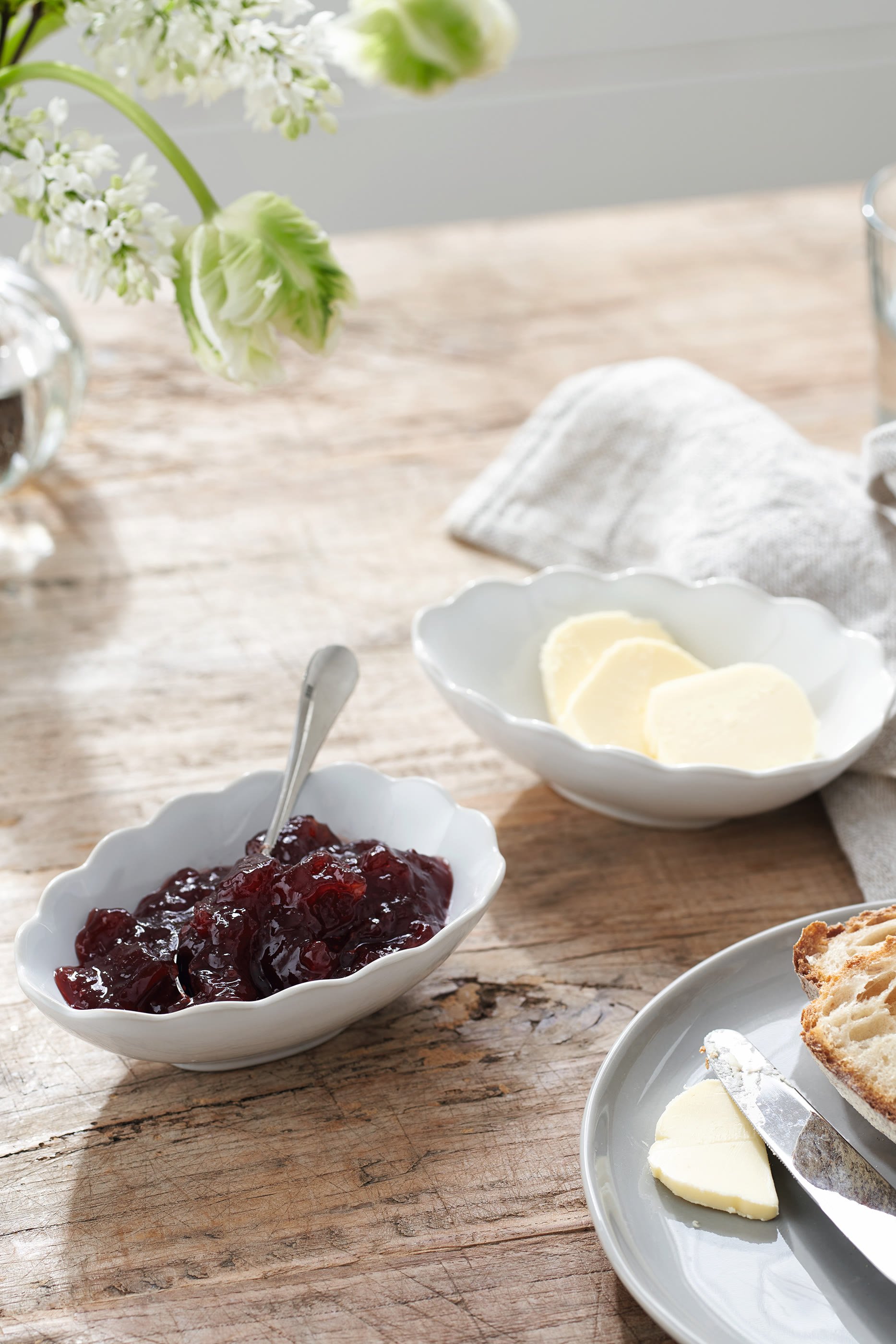 Portobello Scalloped Serving Bowl, Set of 2
