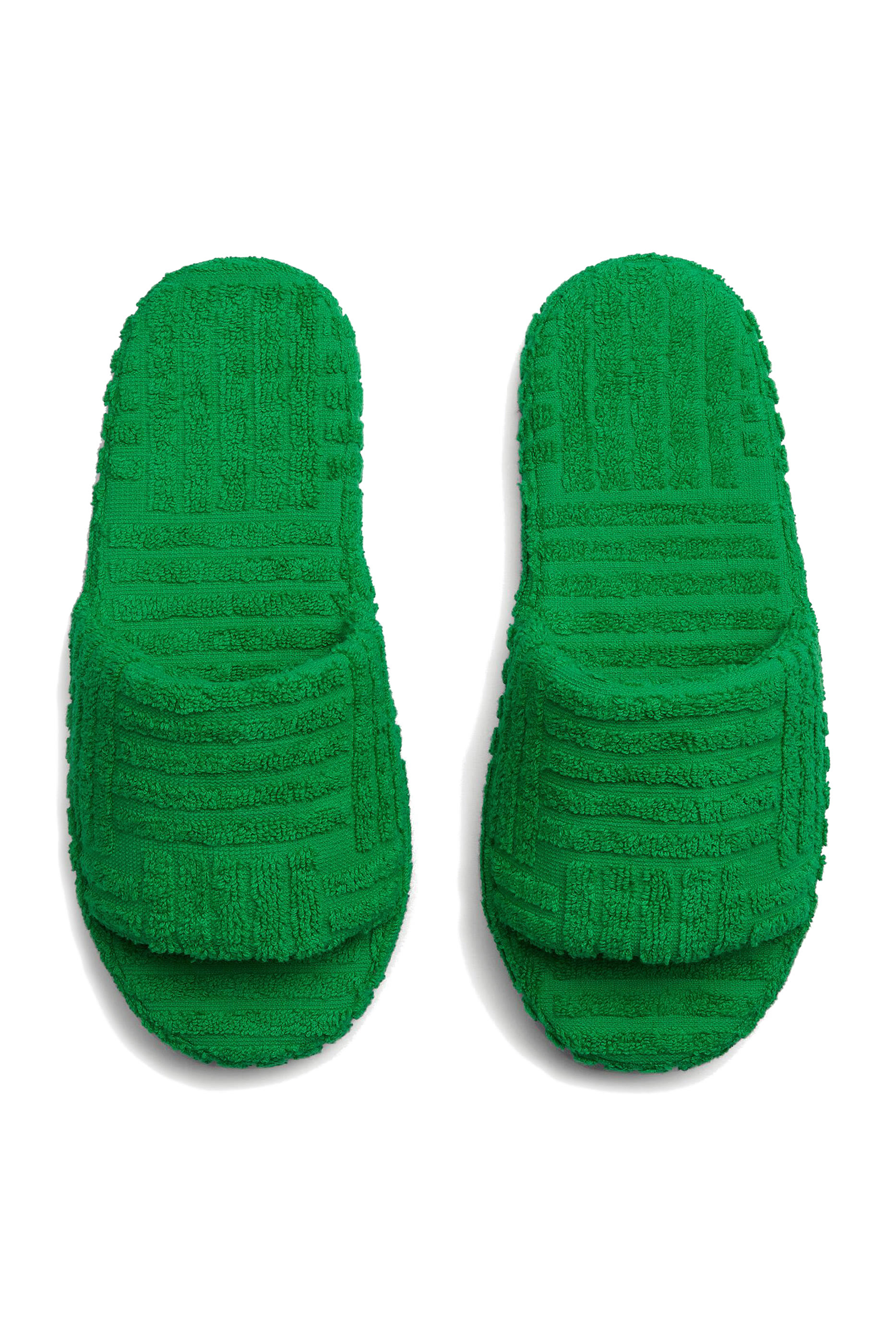 Resort Sponge Slides