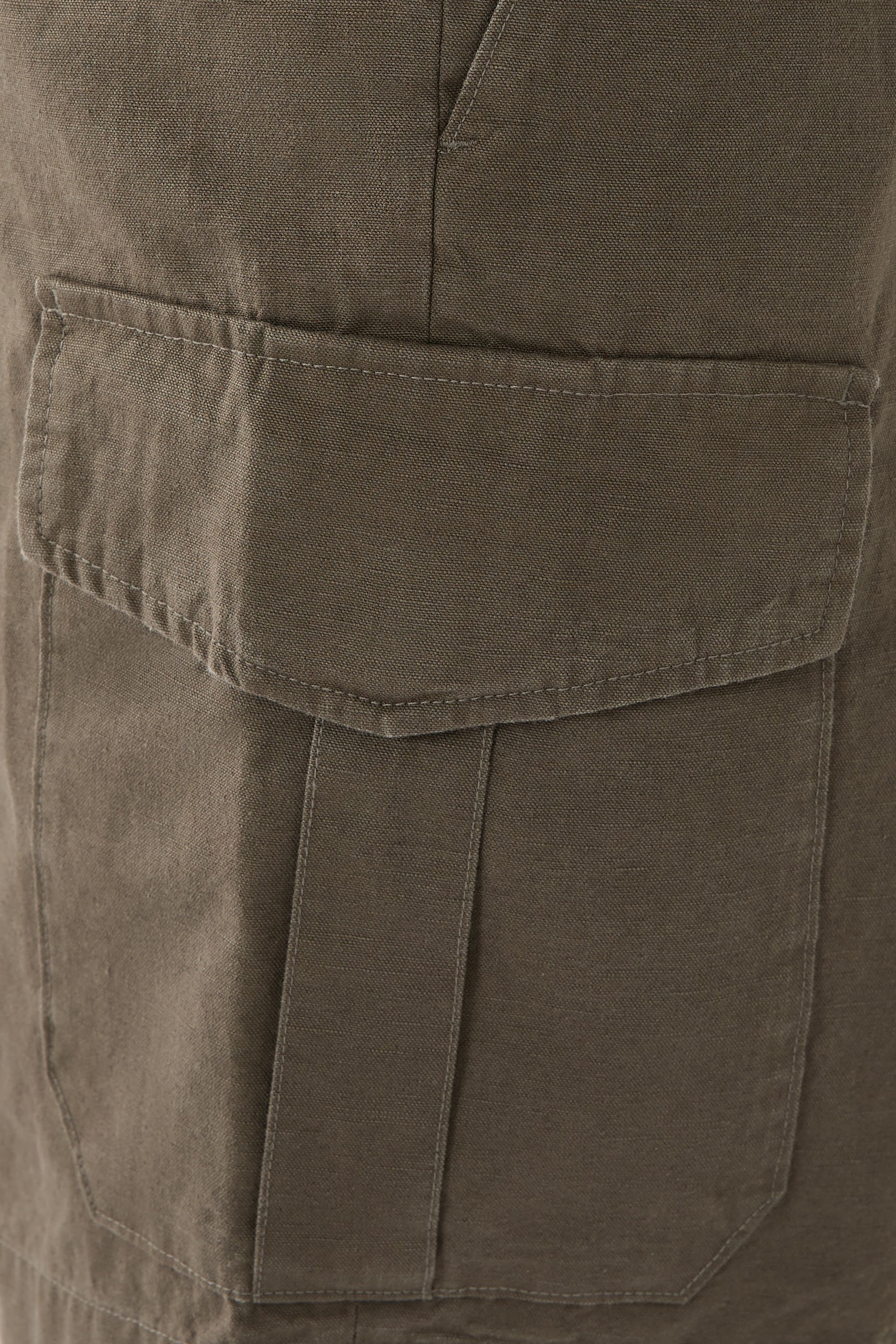 Straight-Leg Cargo Shorts