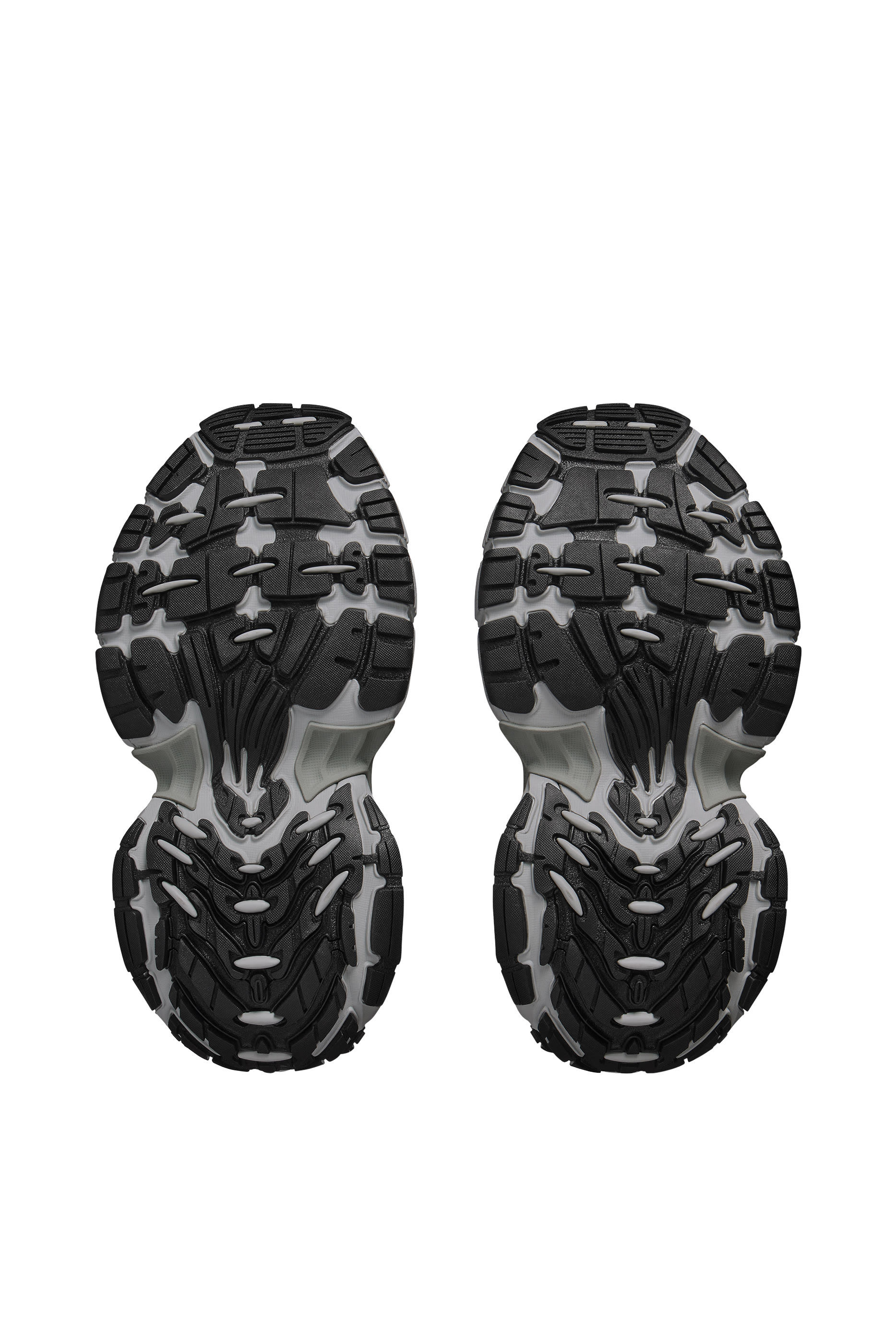 Women&rsquo;s 6XL Hardware Sneakers