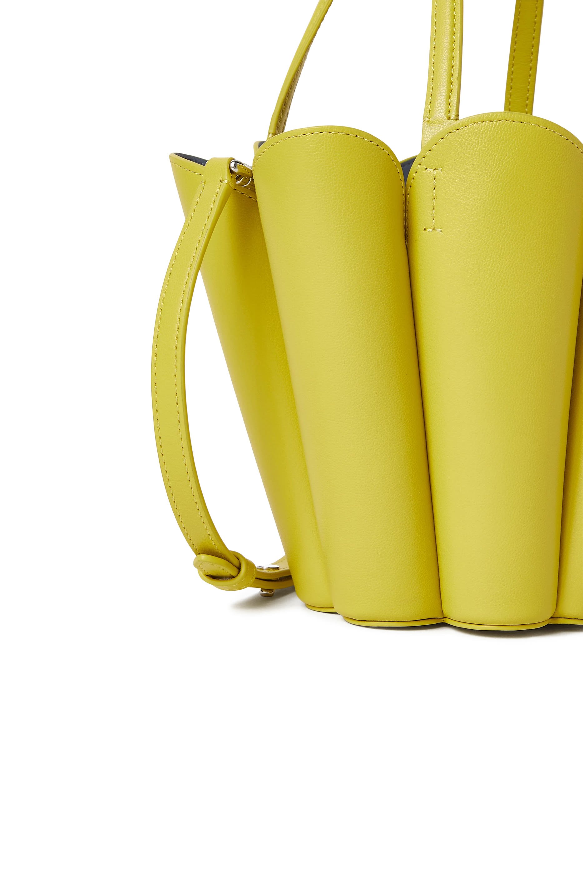 Spade Flower Bucket Bag 