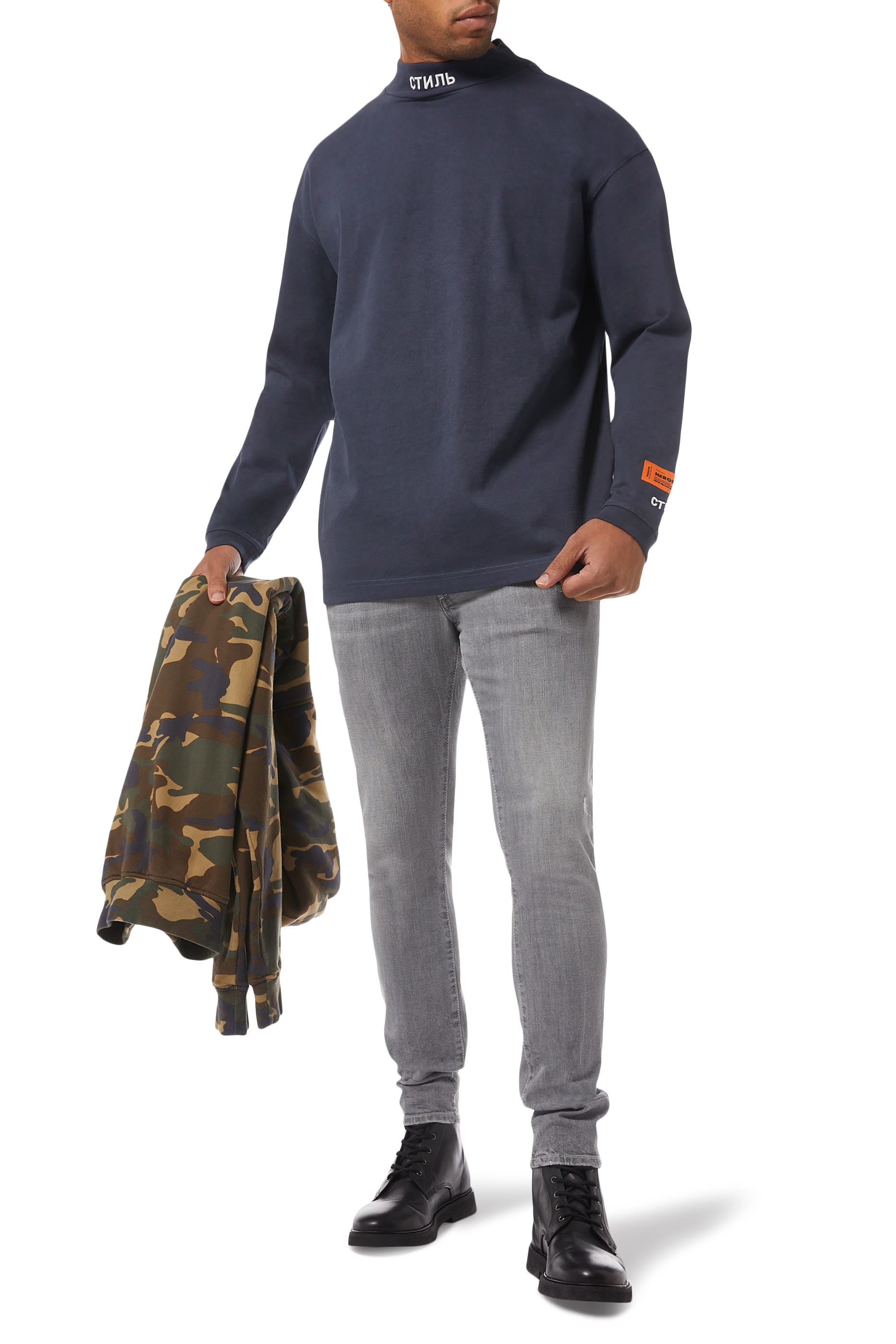 СТИЛЬ Mock Neck Cotton T-Shirt