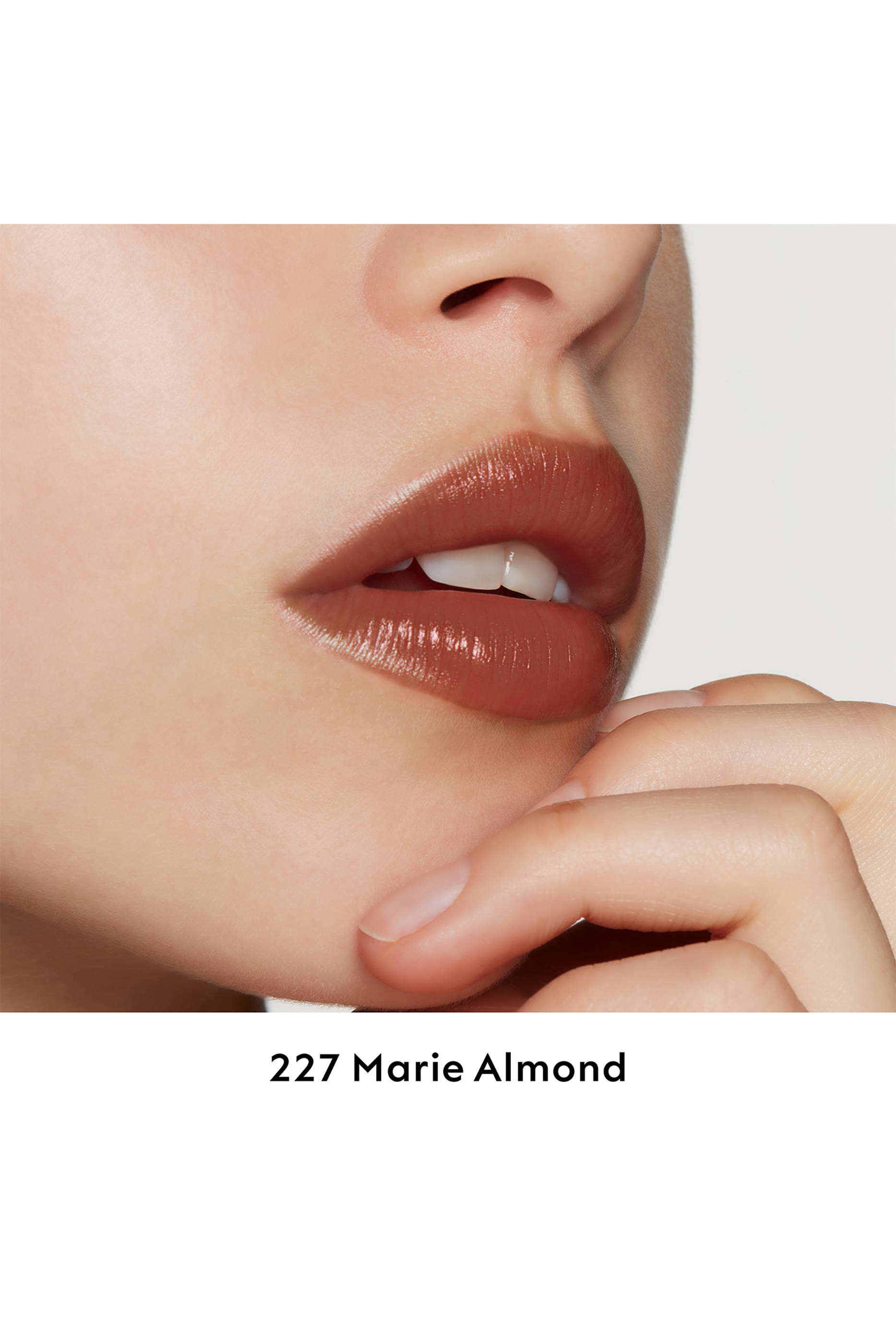 Rouge &agrave; L&egrave;vres Voile Sheer Lipstick