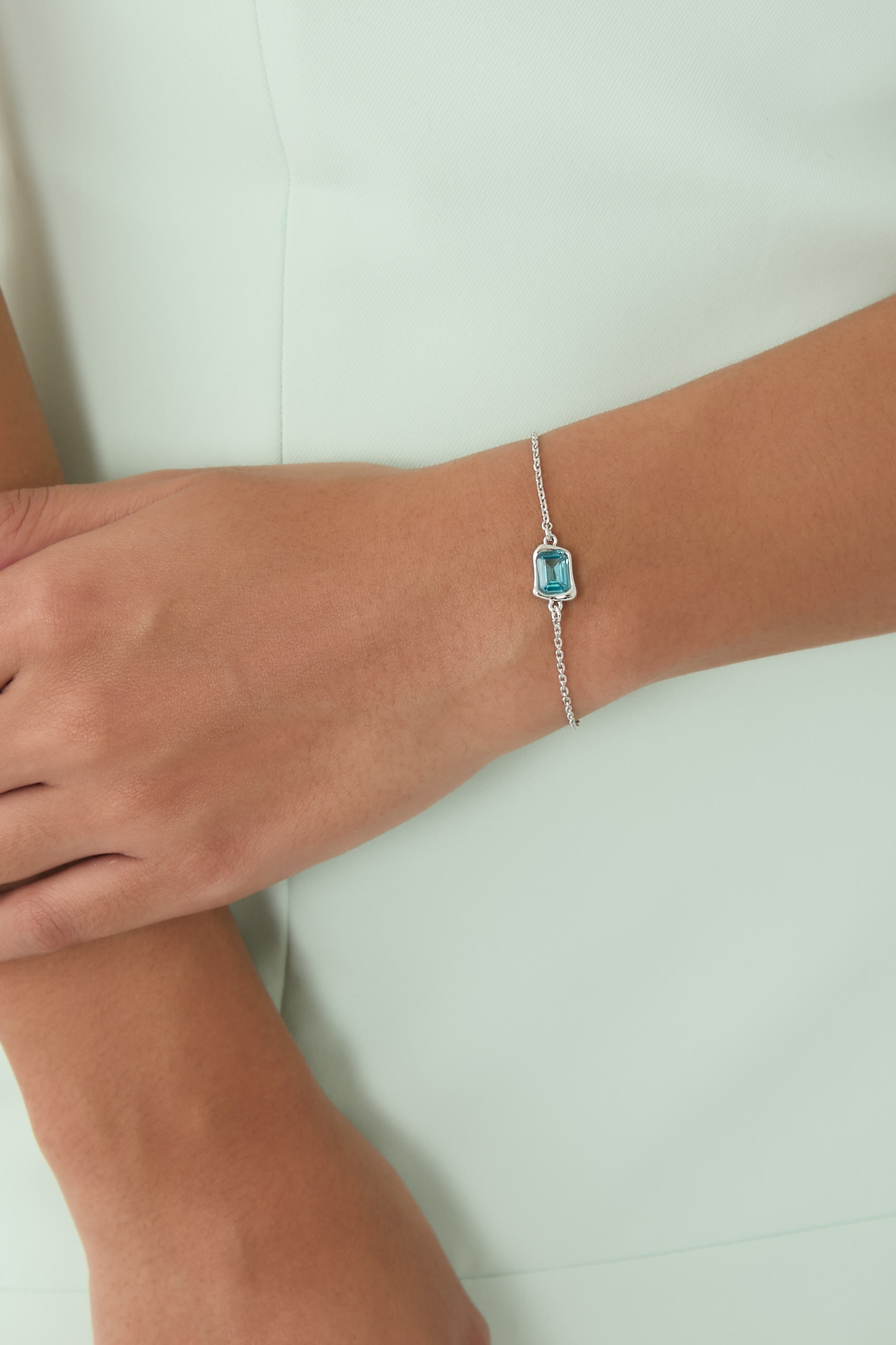 Molten Glass Solitaire Bracelet