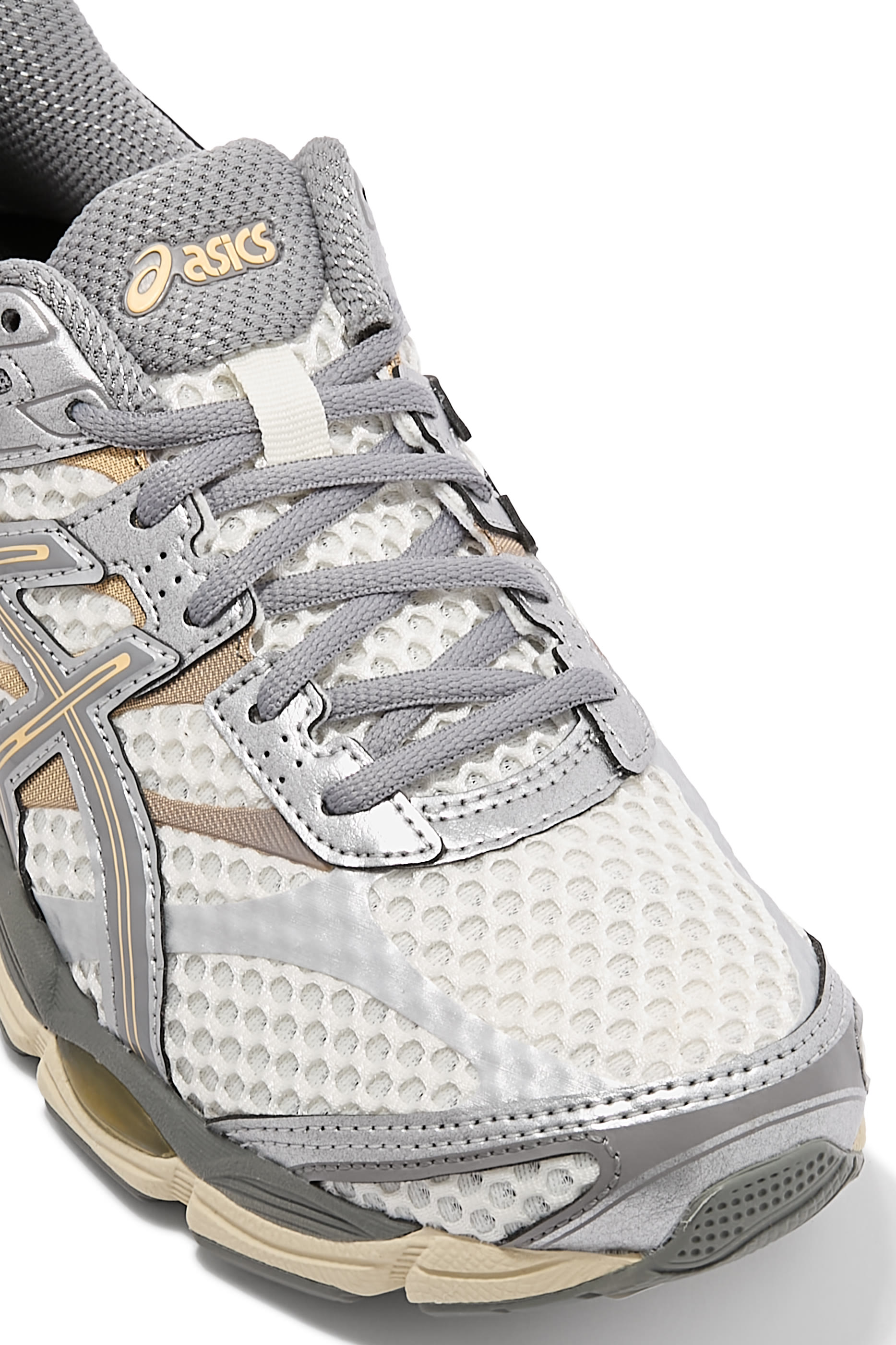 GEL-CUMULUS 16 Sneakers