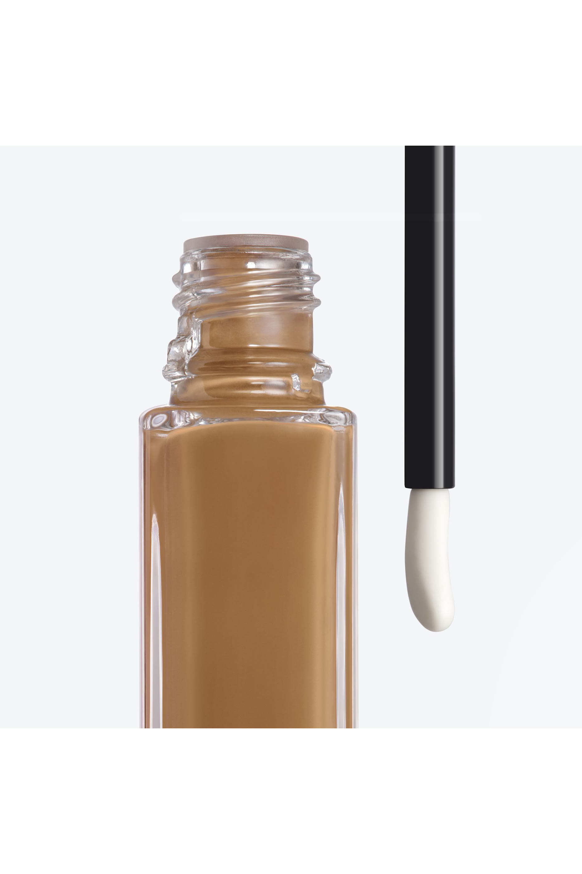 Les Beiges Serum Concealer Natural Healthy Glow