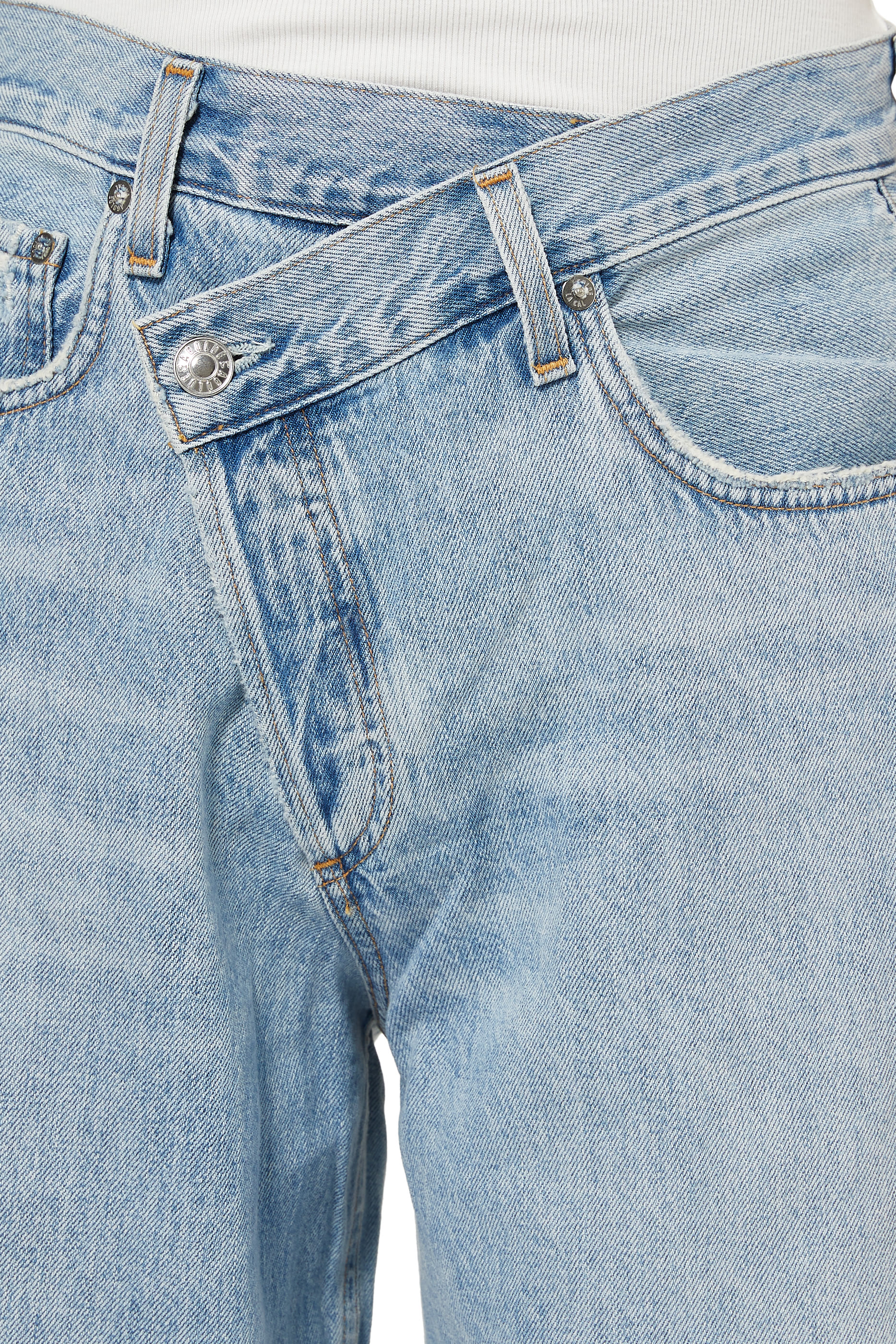 Criss Cross Upsized Jeans