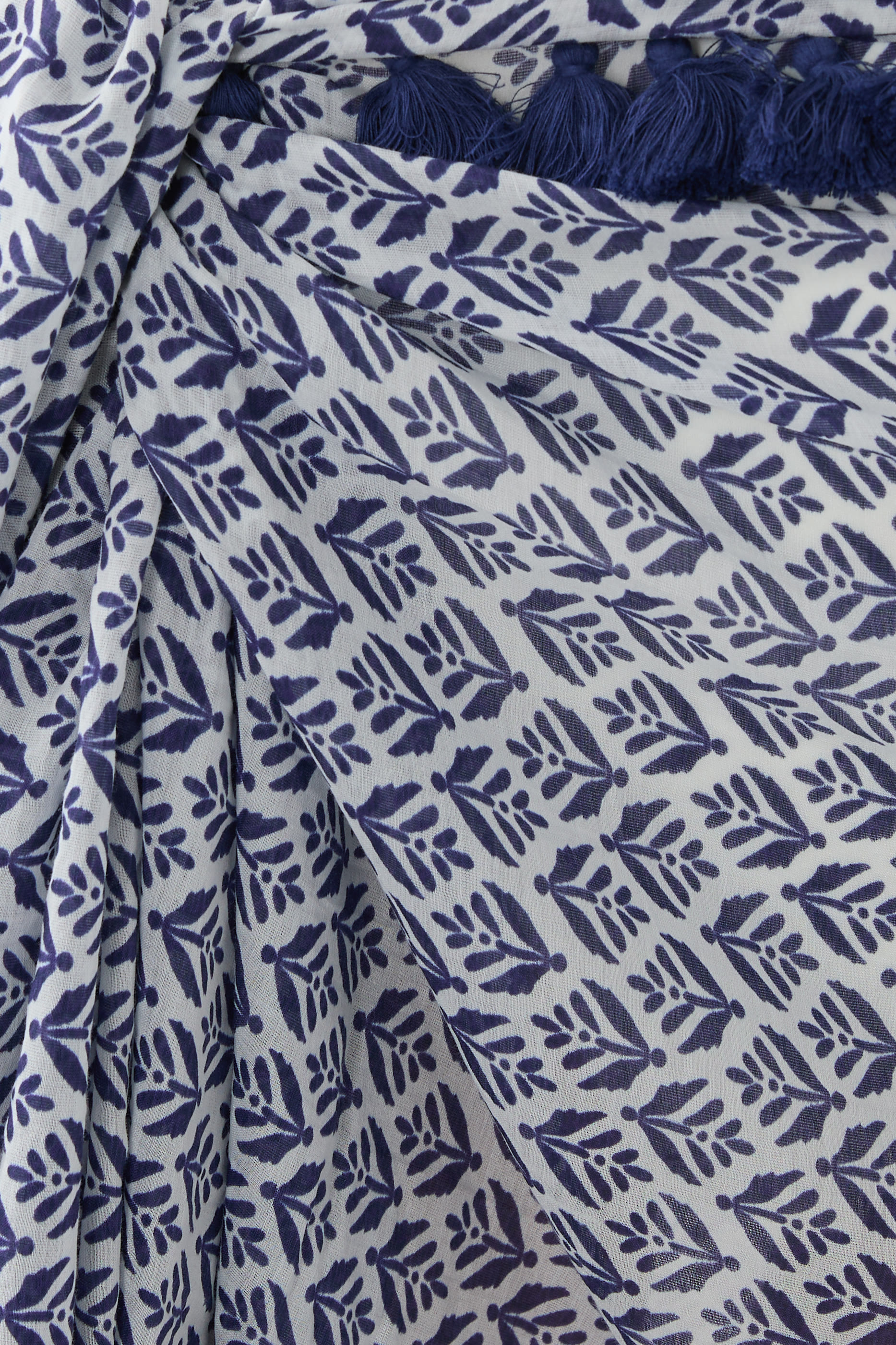 Cape Cod Tassel Trim Sarong