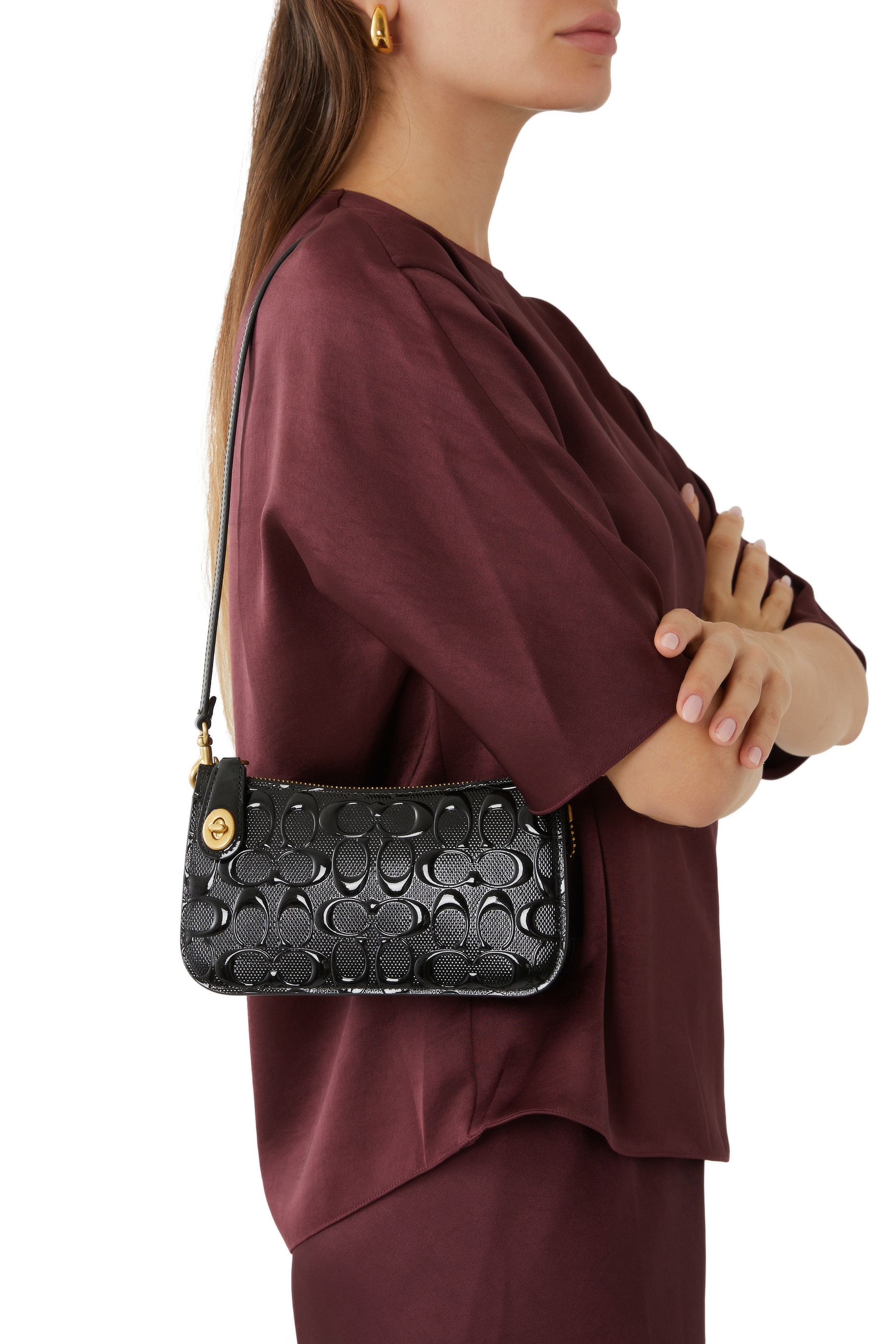 Penn Shoulder Bag in Signature Leather
