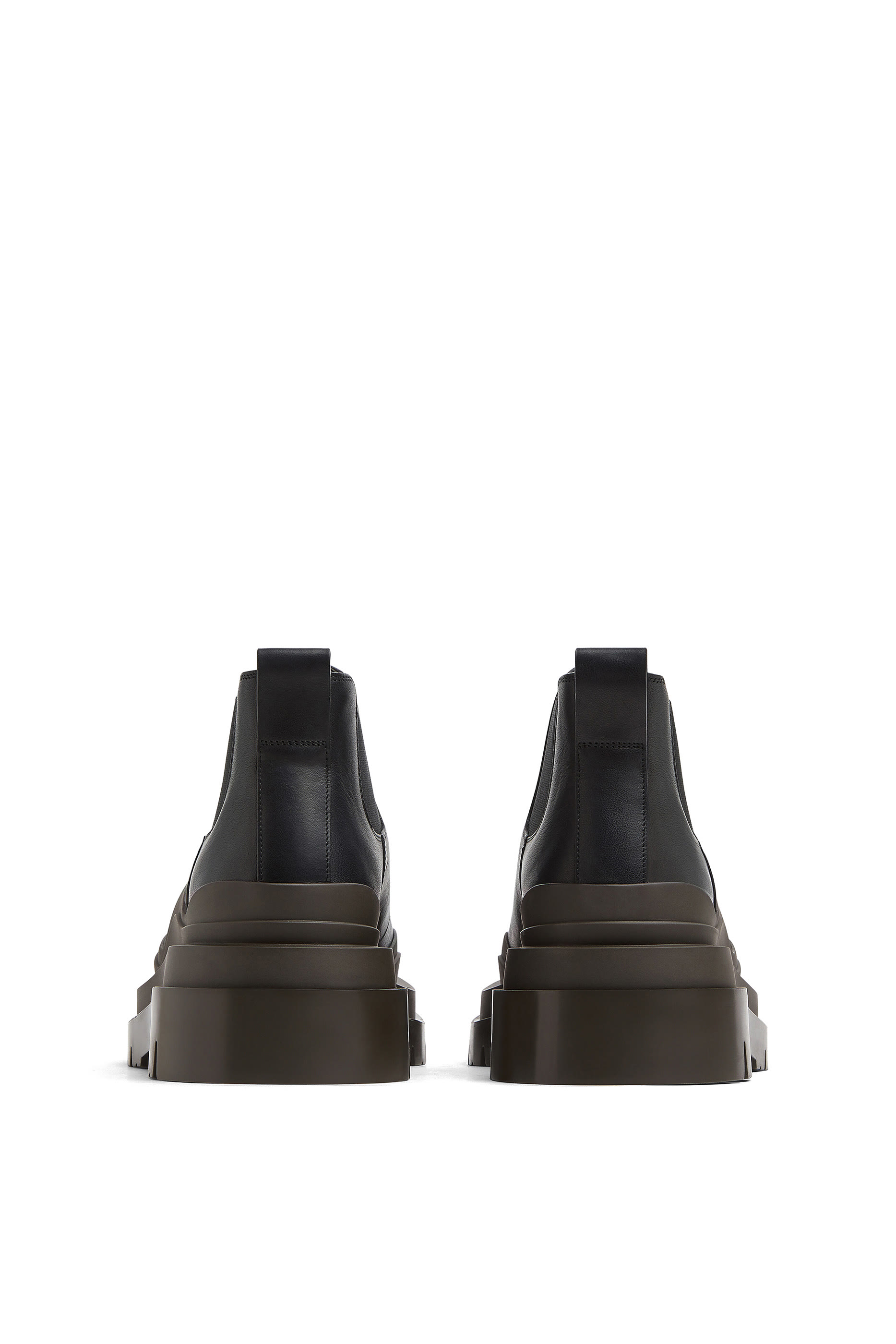 Tire Ankle Chelsea Boots