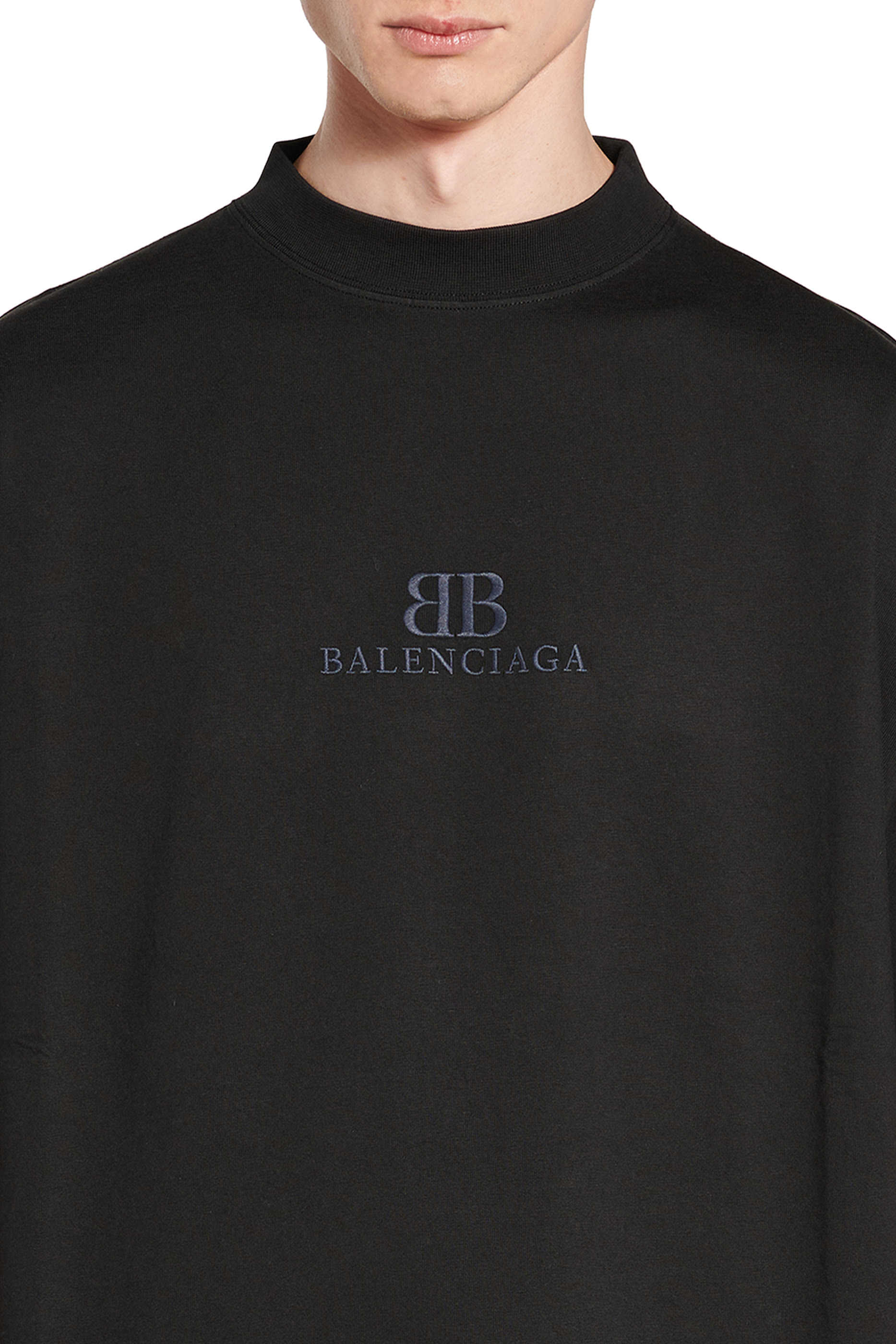 BB Classic Oversized Cropped T-Shirt