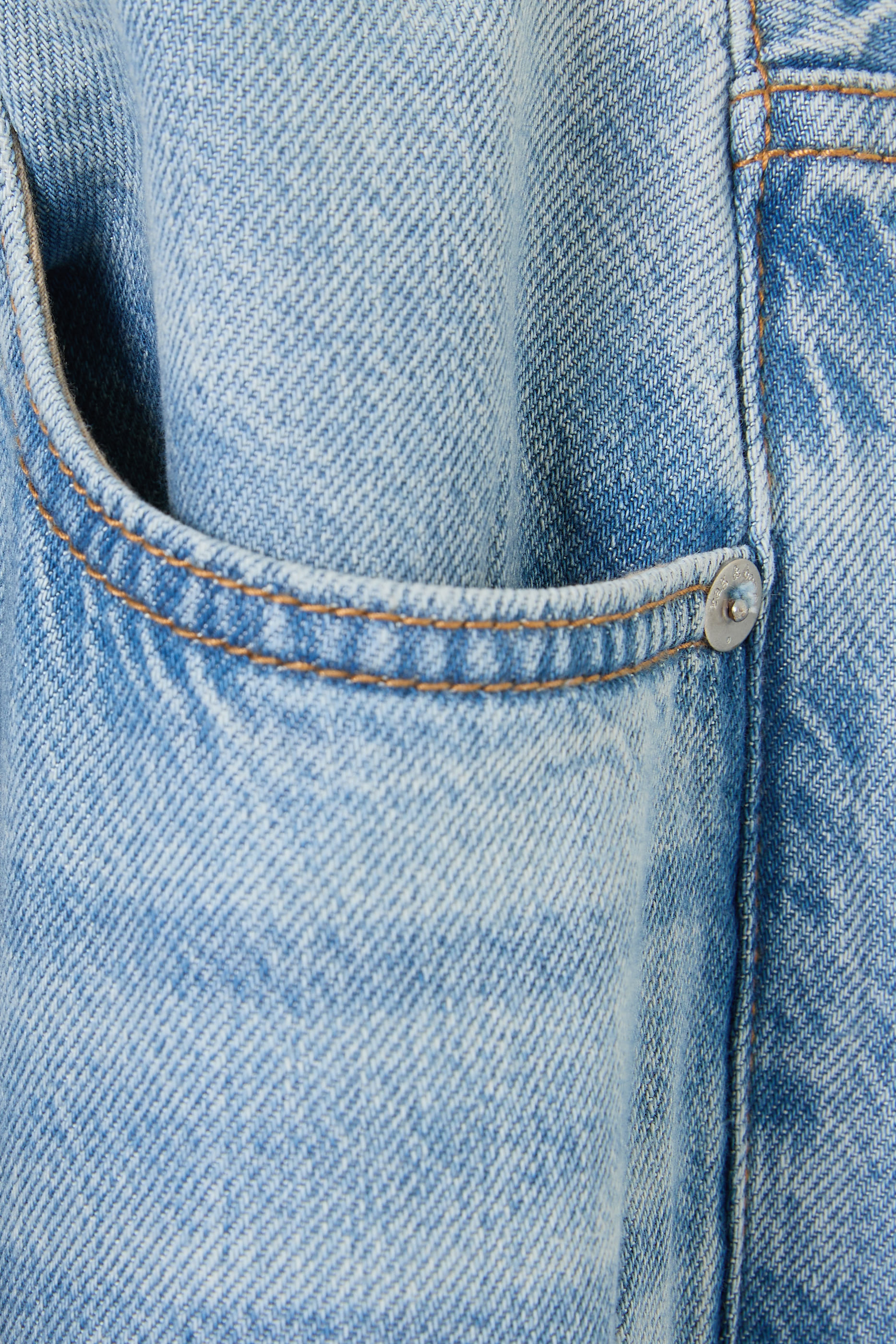 Featherweight Logan Wide-Leg Jeans