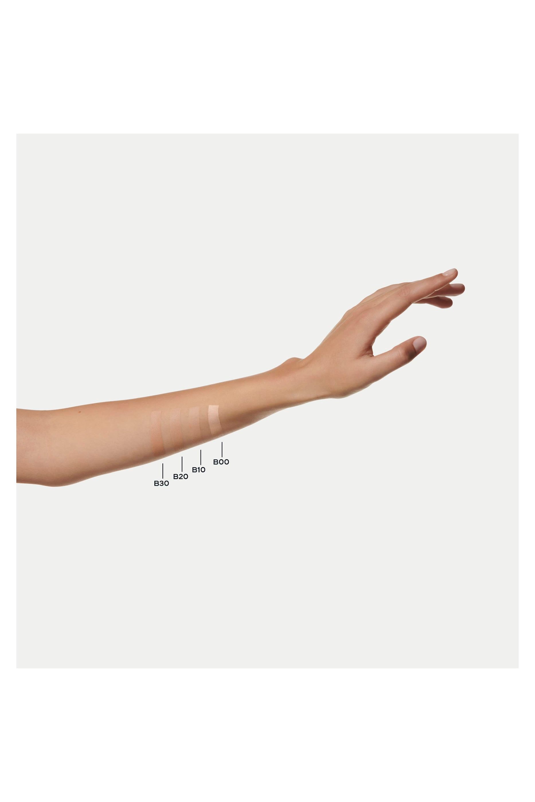 Les Beiges Serum Concealer Natural Healthy Glow
