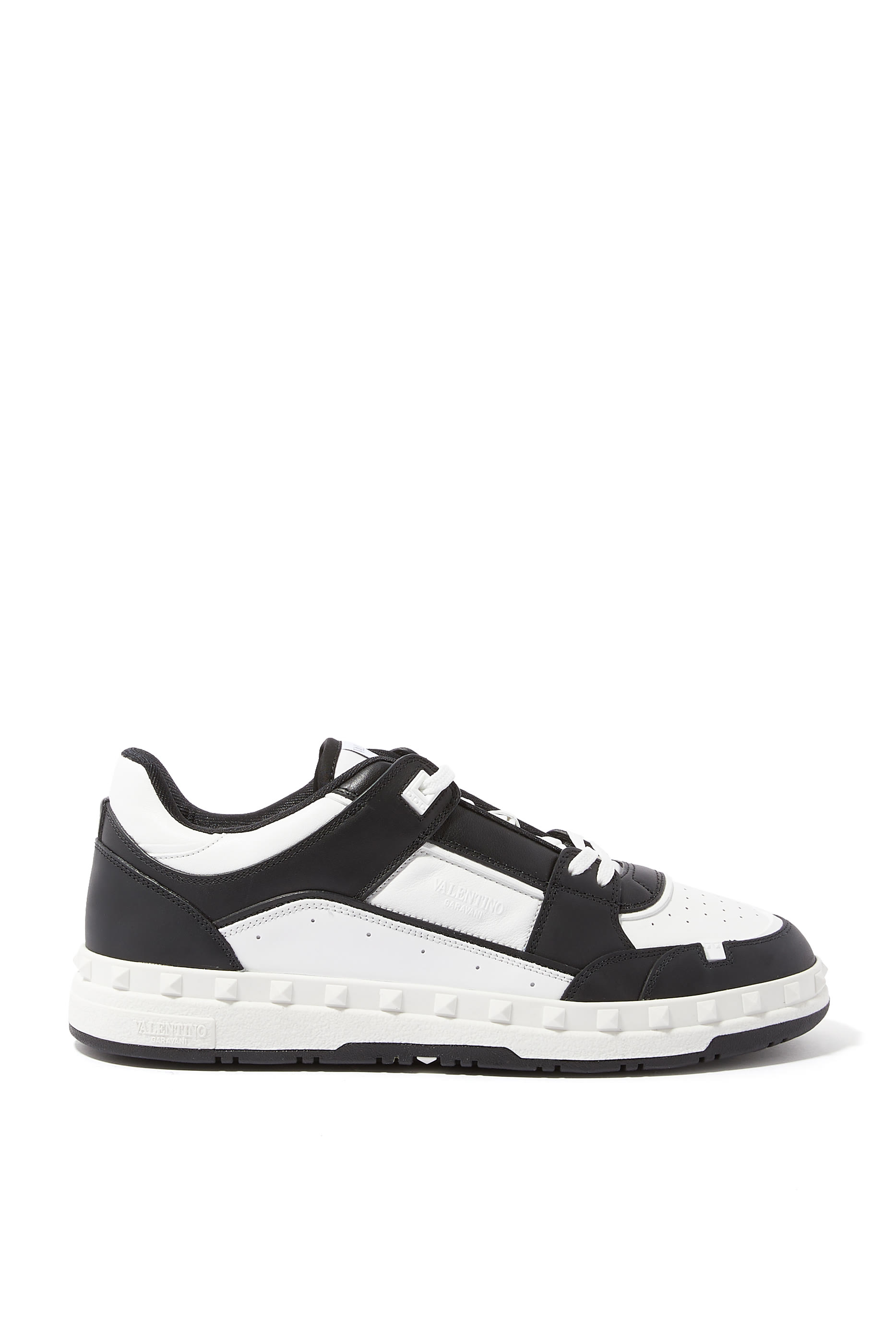 Freedots Low-Top Sneakers