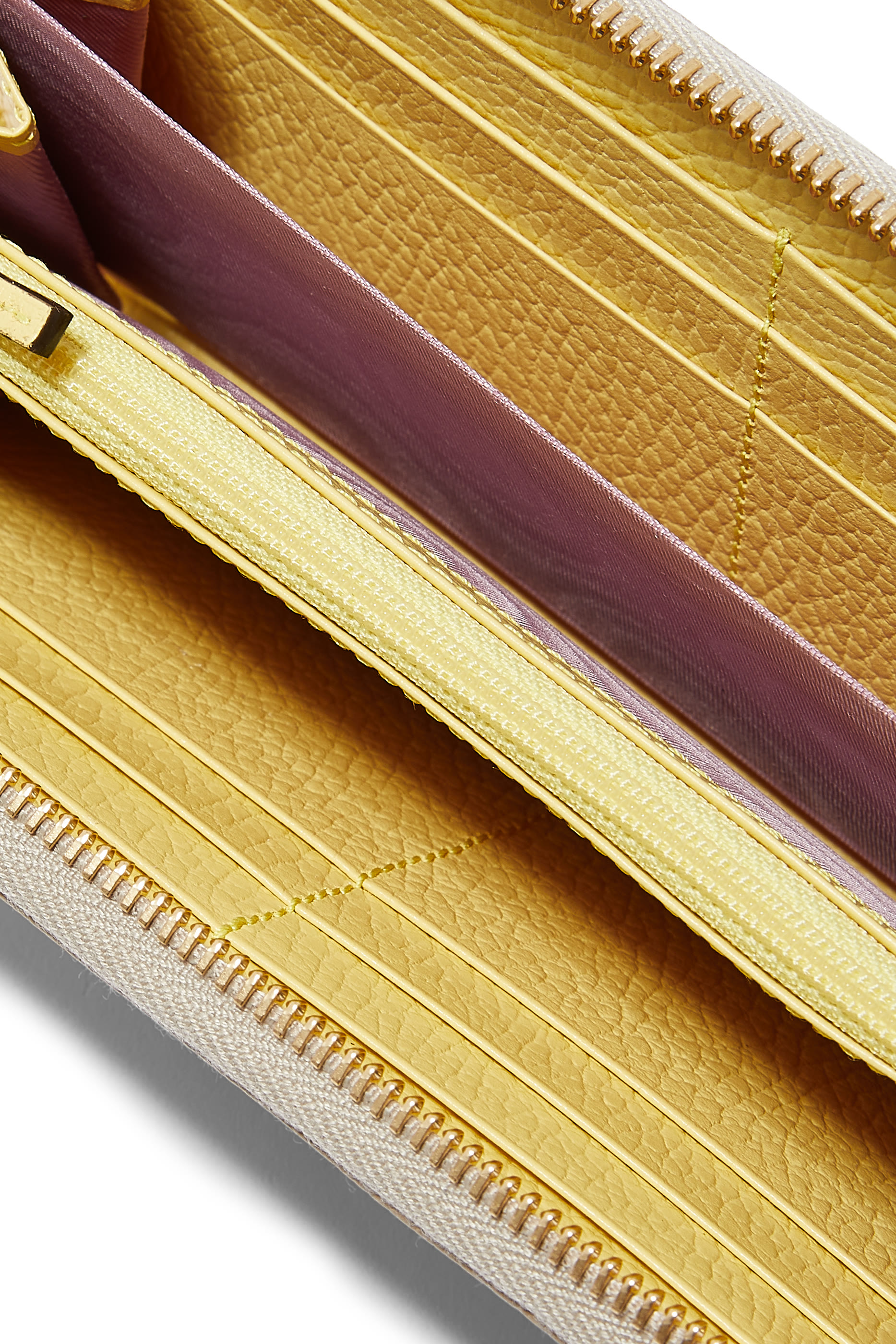 GG Marmont Zip Around Wallet