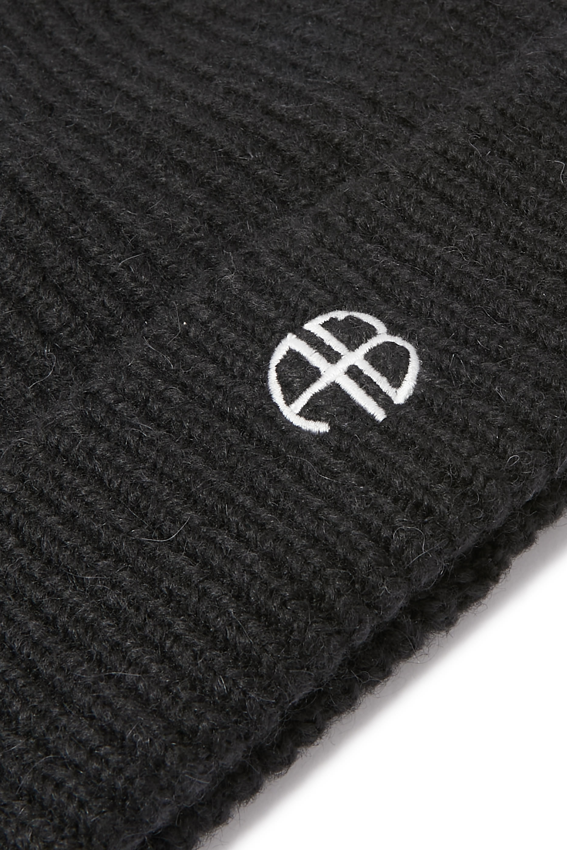 Elia Beanie