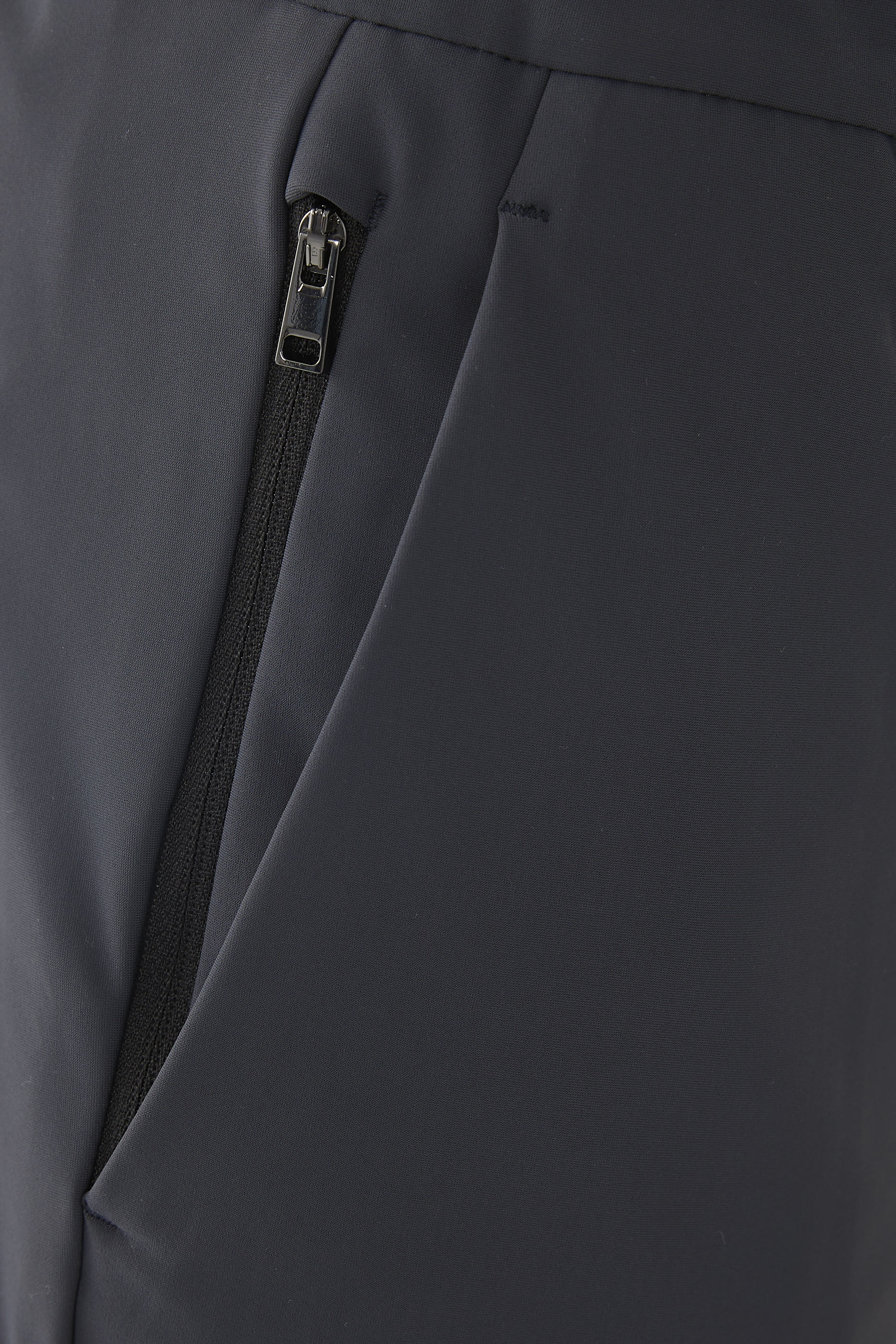 Terrance Jogger in Precision Ponte