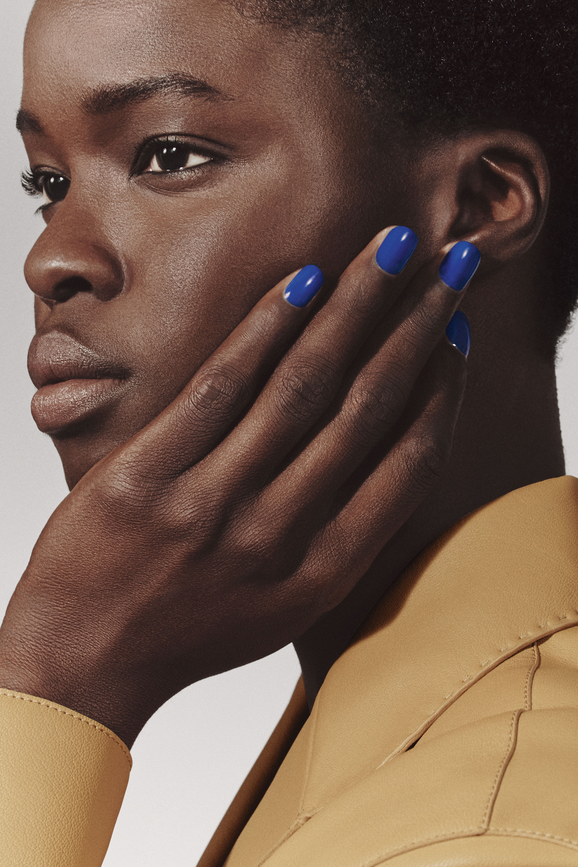 Les Mains H Nail Polish