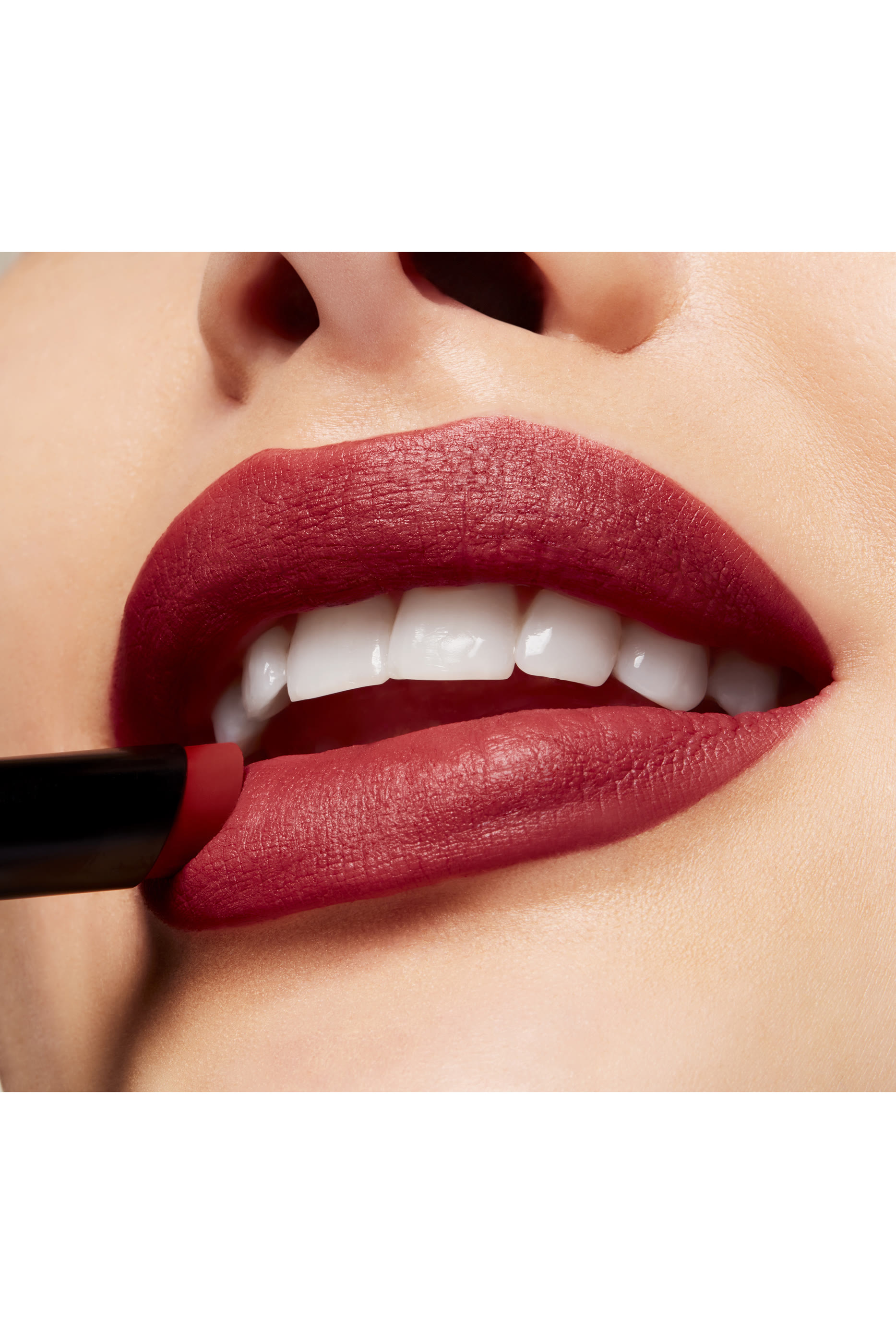 Powder Kiss Velvet Blur Slim Stick