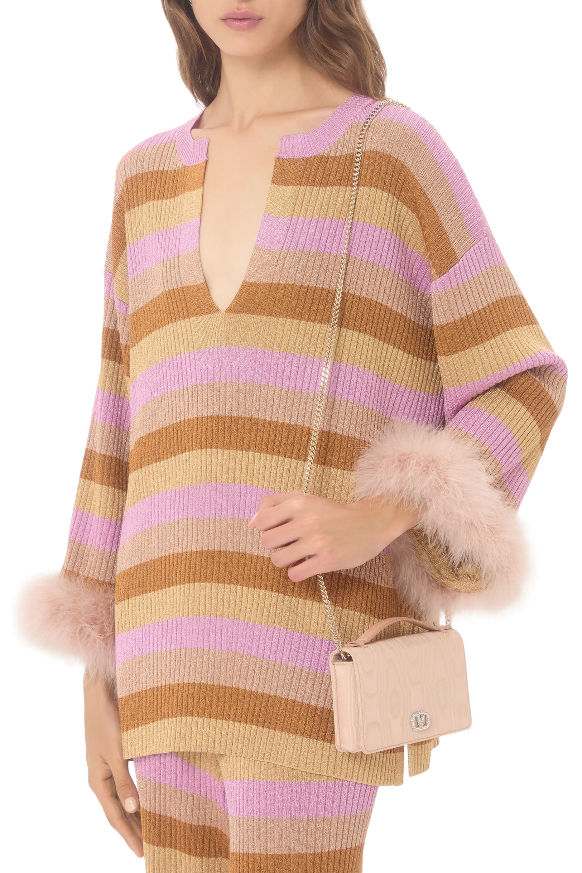  Vlogo Signature Wallet With Chain