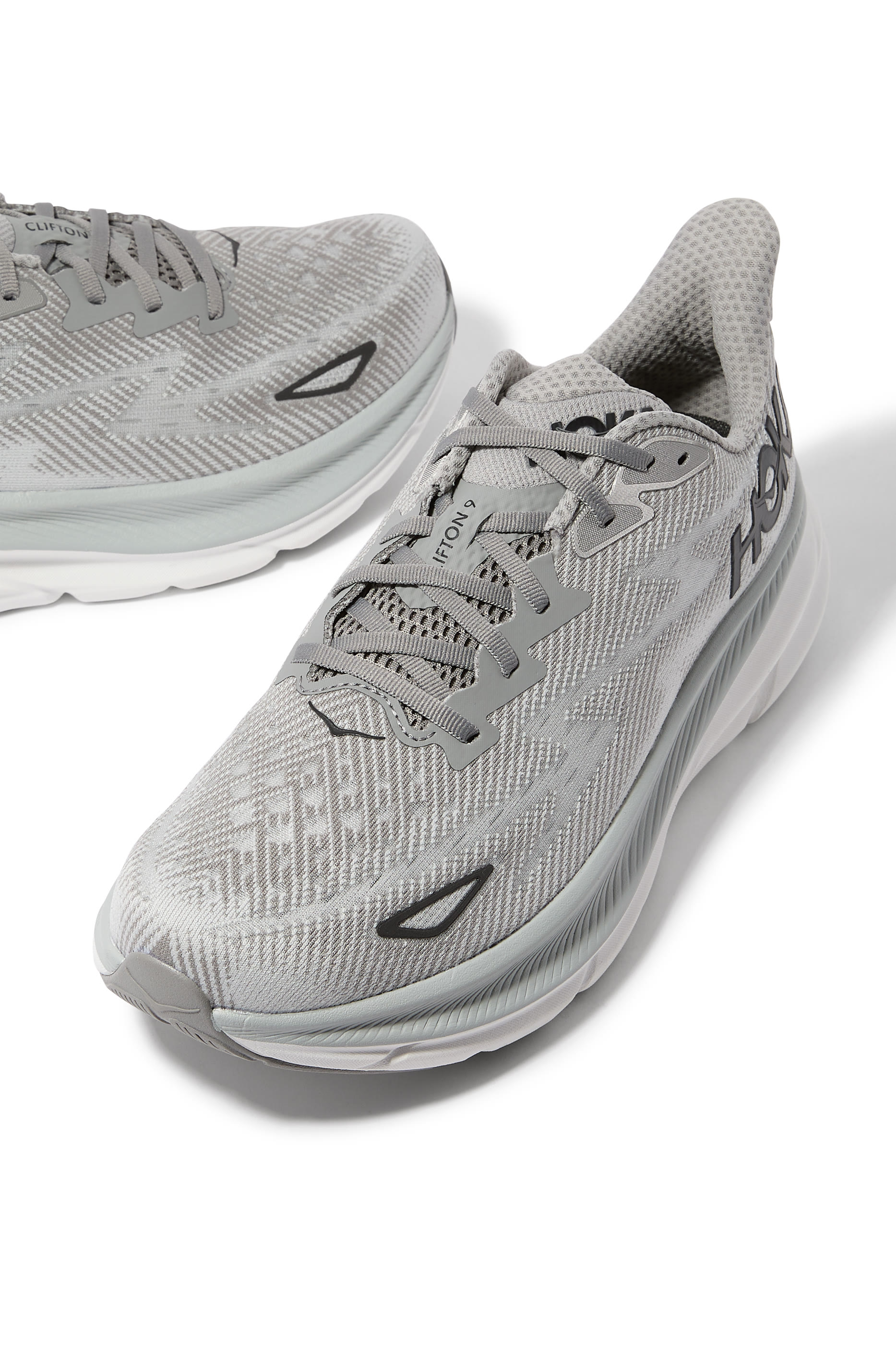 Clifton Running Sneakers