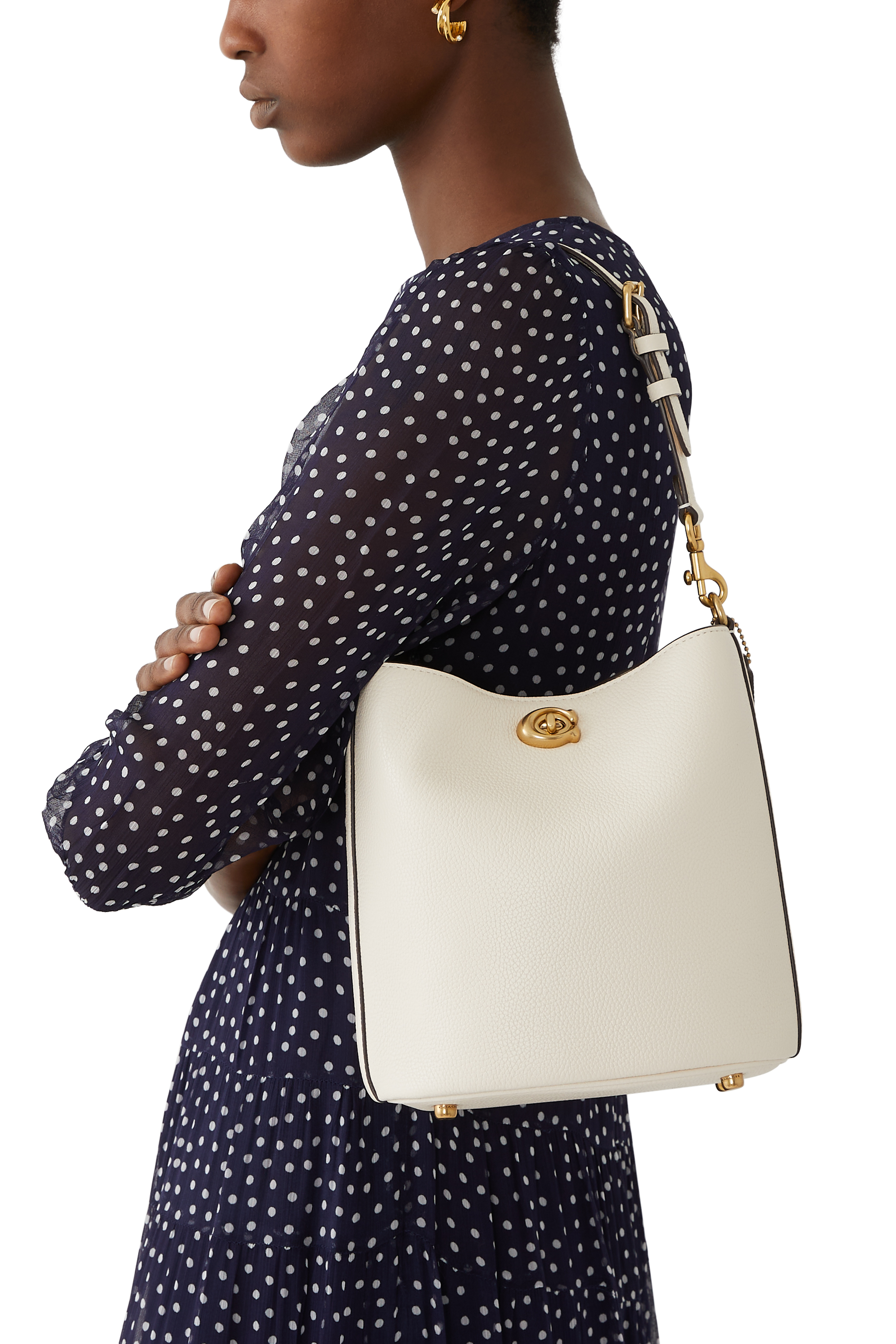 Willow Soft 19 Bucket Bag