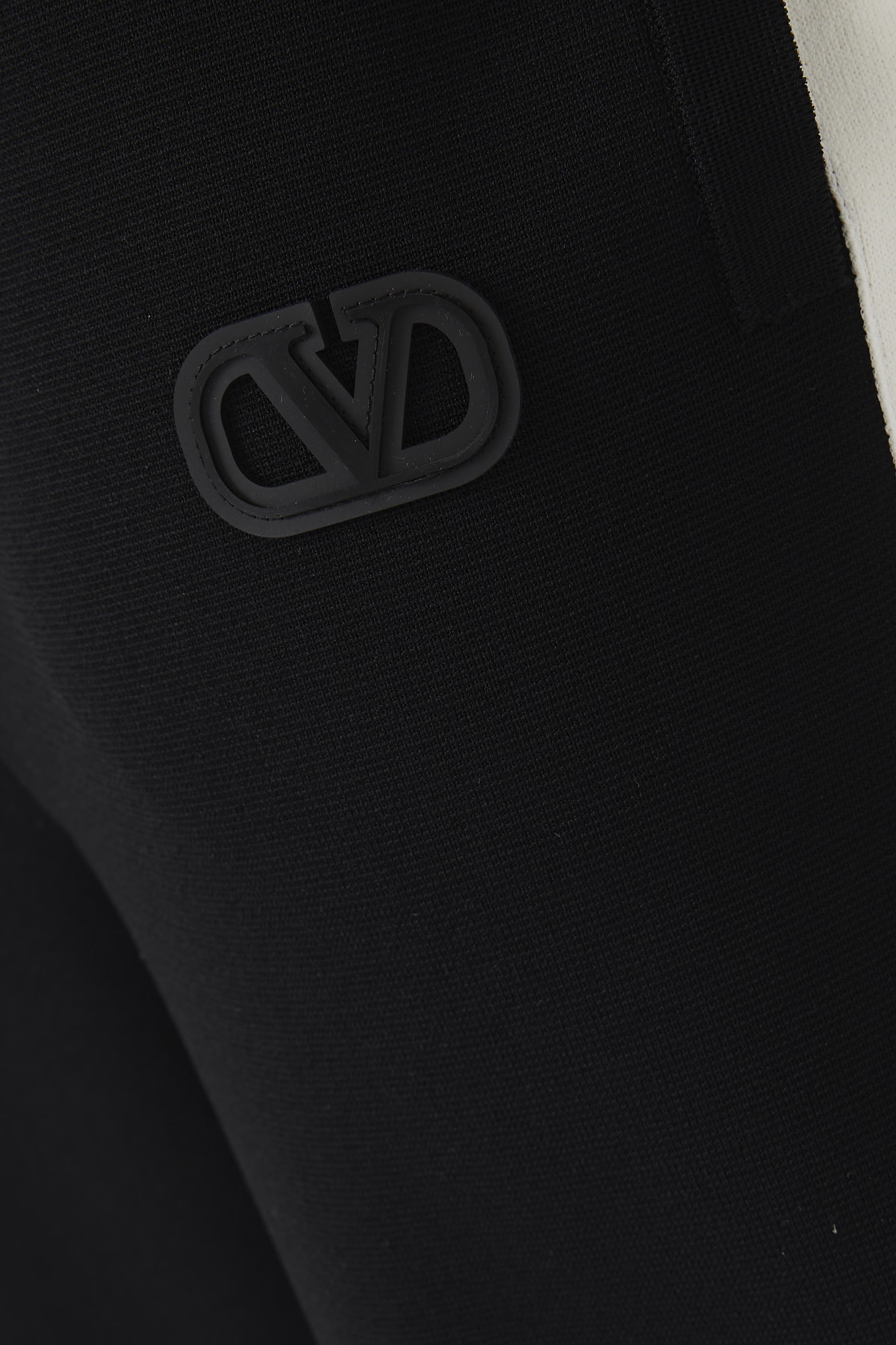 Tapered Jogging Pants